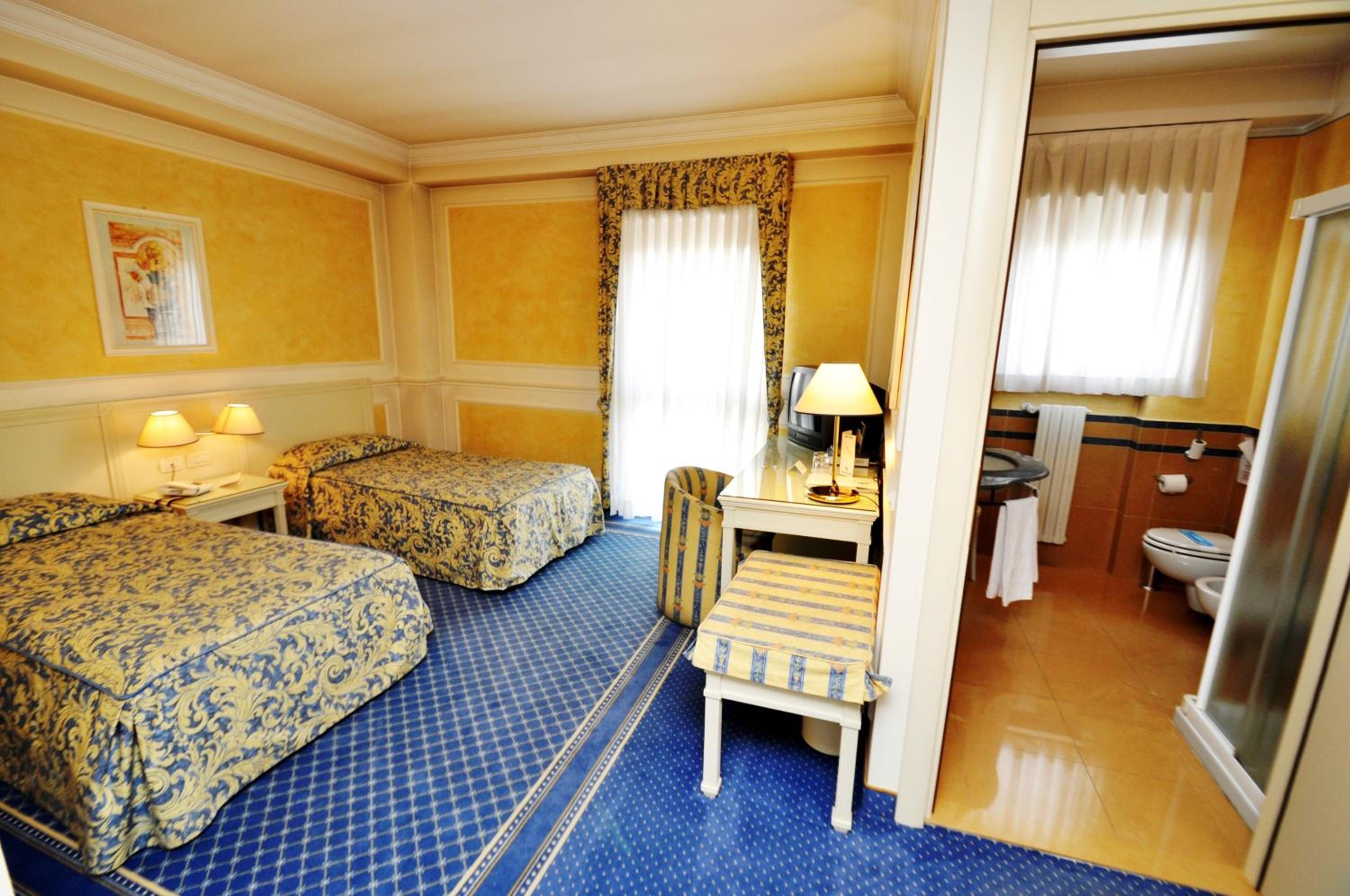 Superior Twin Room - Photo 2