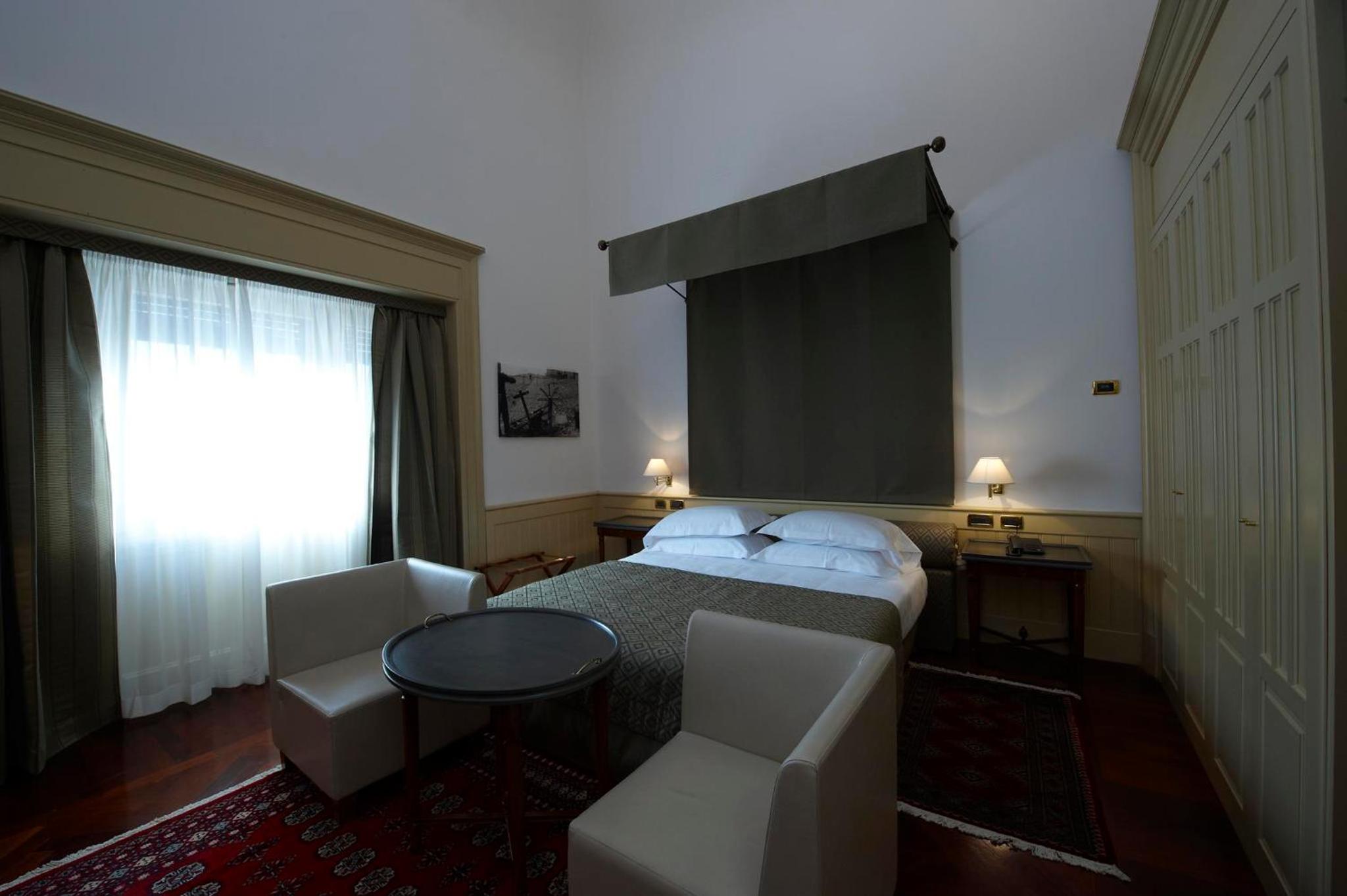 Deluxe Suite - Photo 4