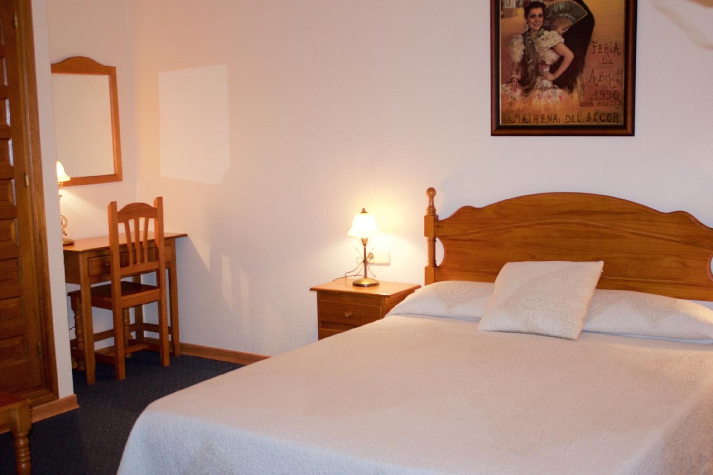 Double Room - Photo 8