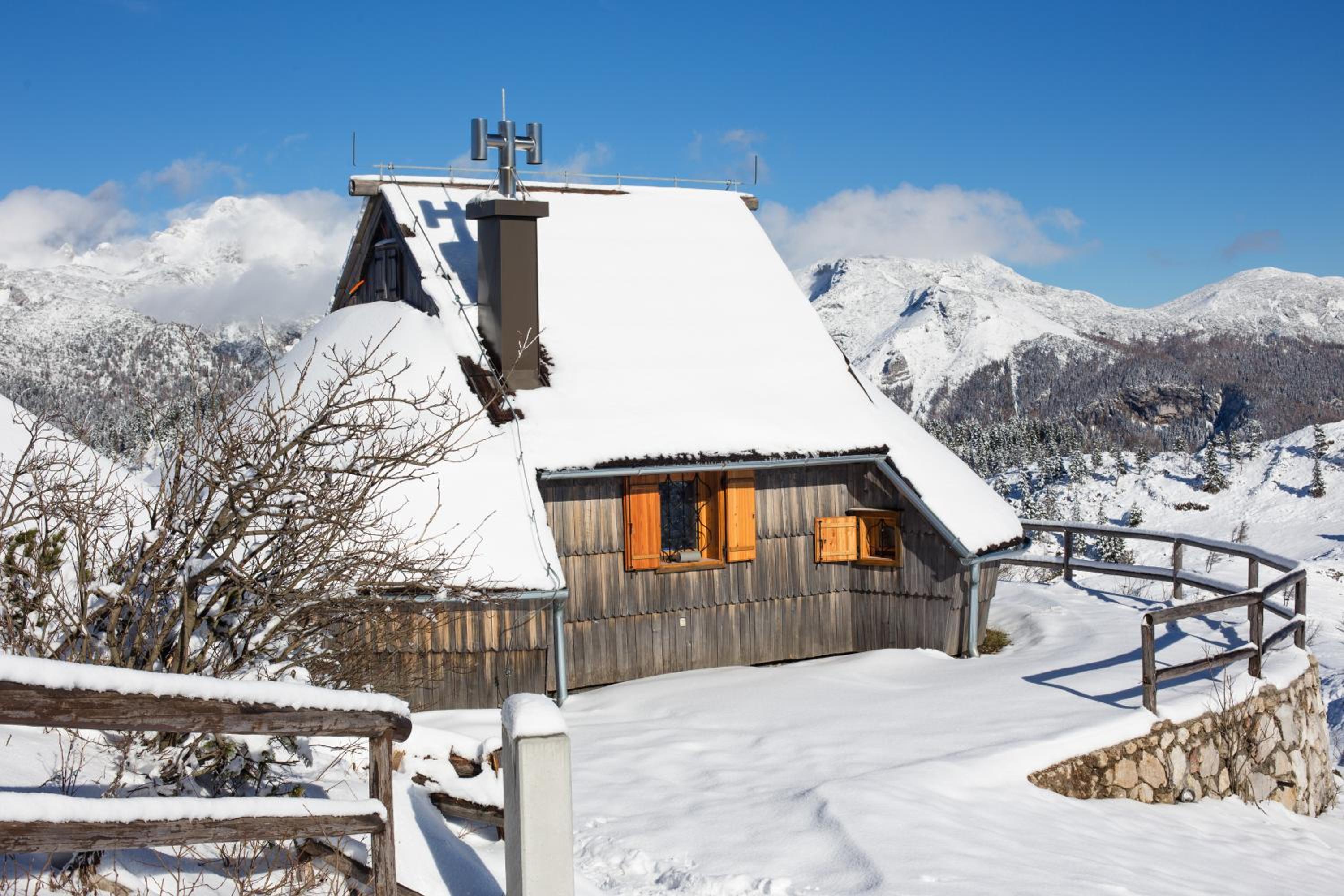Two-Bedroom Chalet - Photo 66