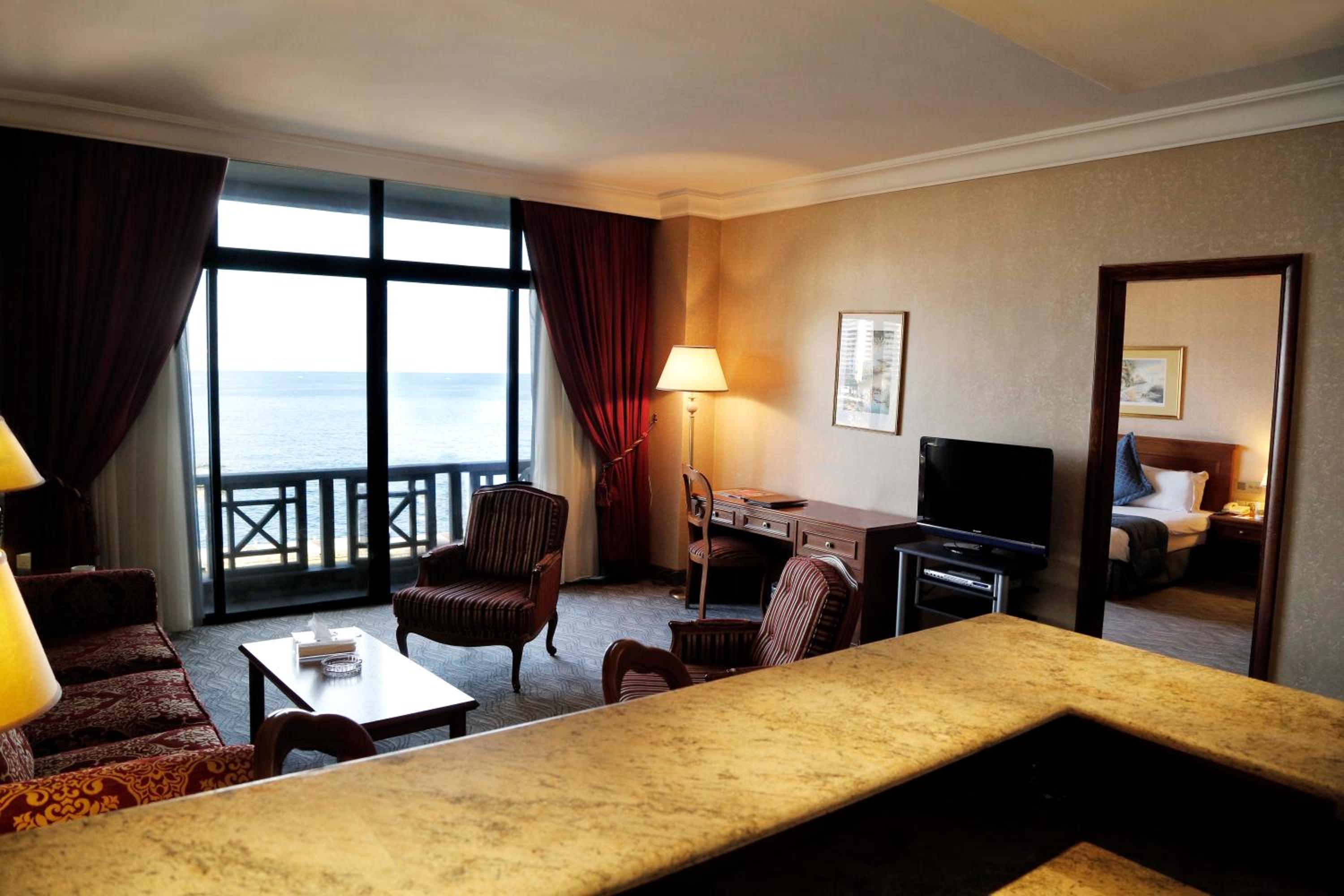 Executive Suite Sea View and Balcony photo 1