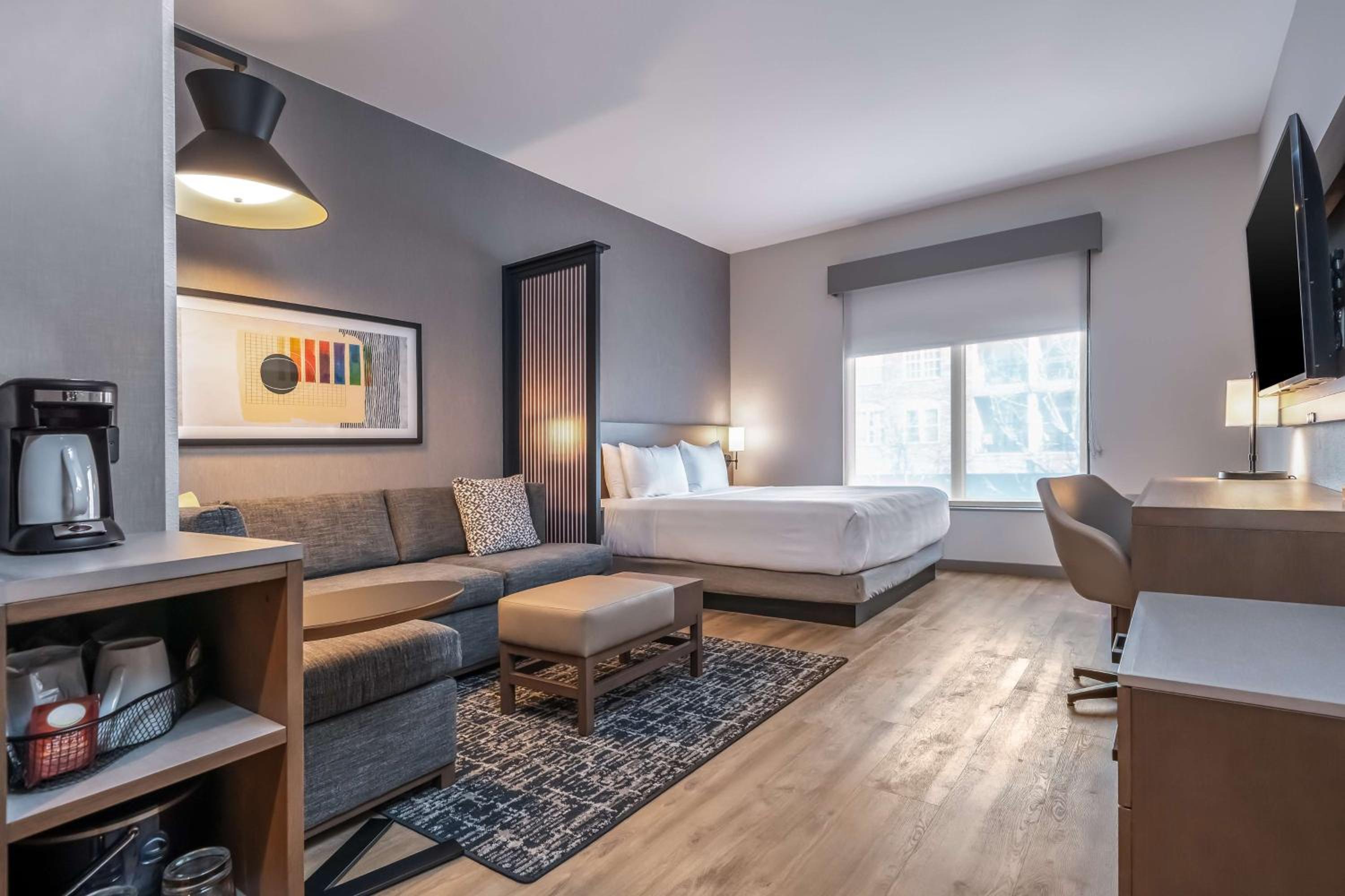 King Room with Sofa Bed