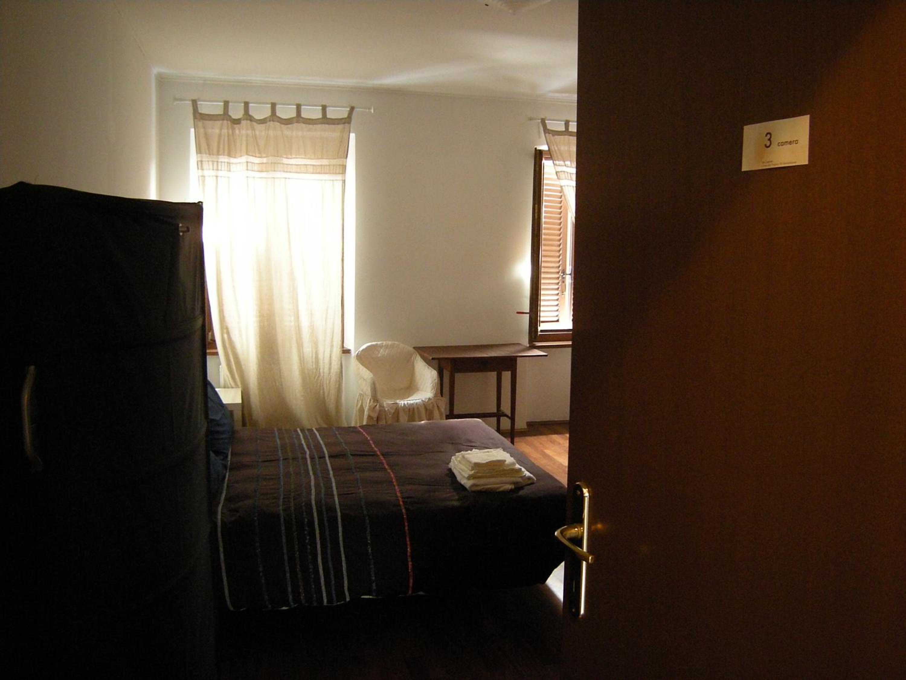 Double Room With Private Bathroom photo 1