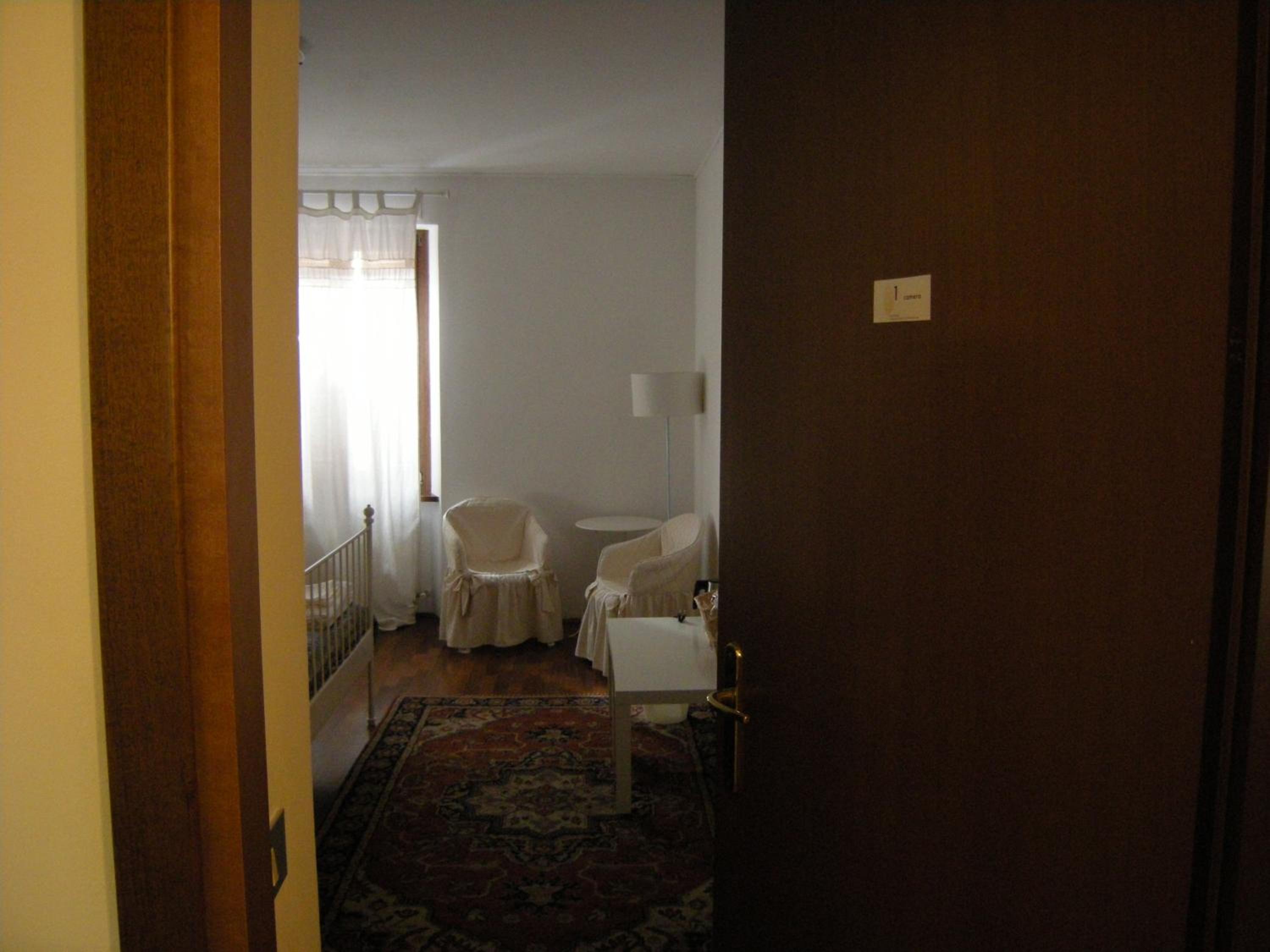 Double Room With Private External Bathroom photo 1