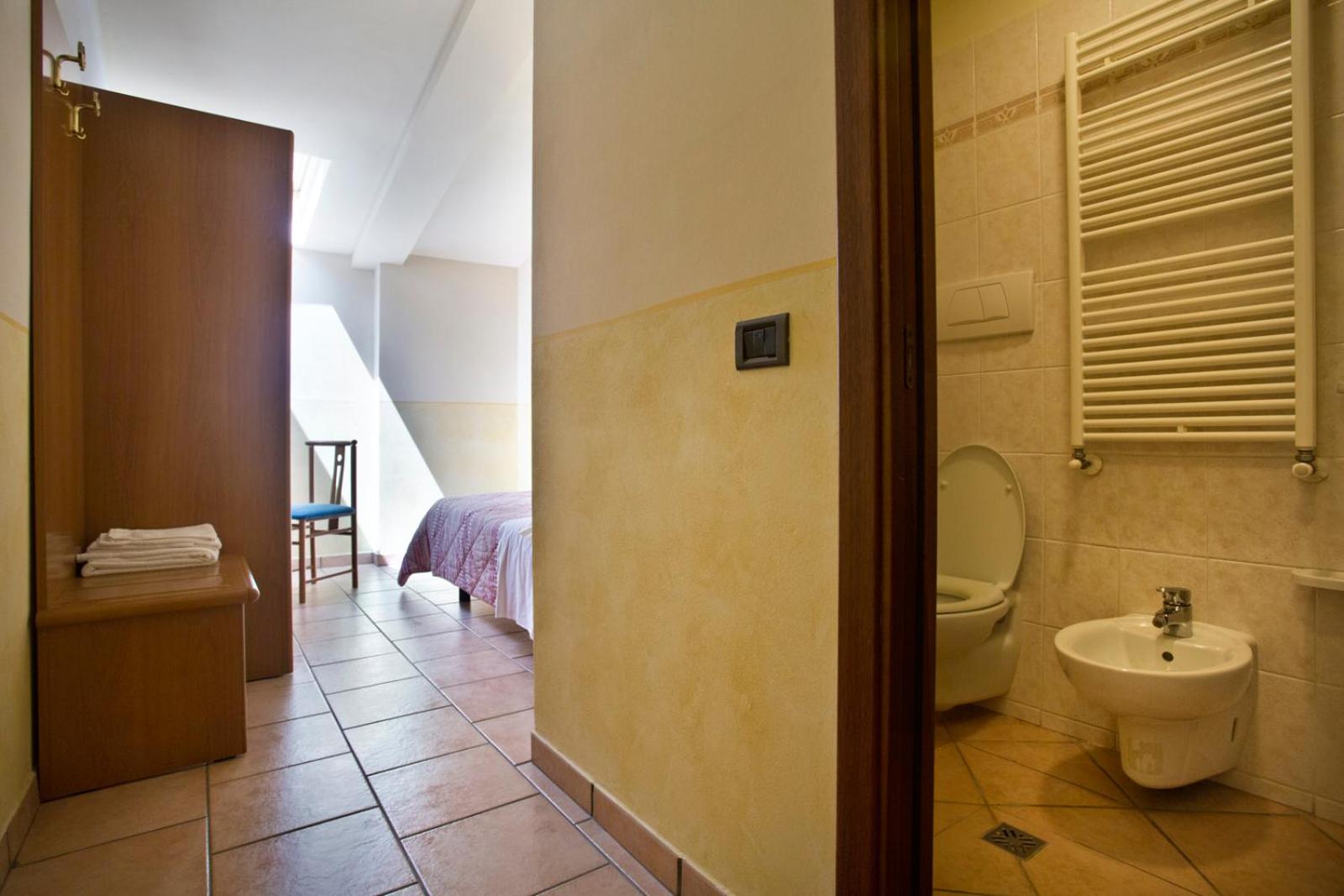Classic Single Room photo 3