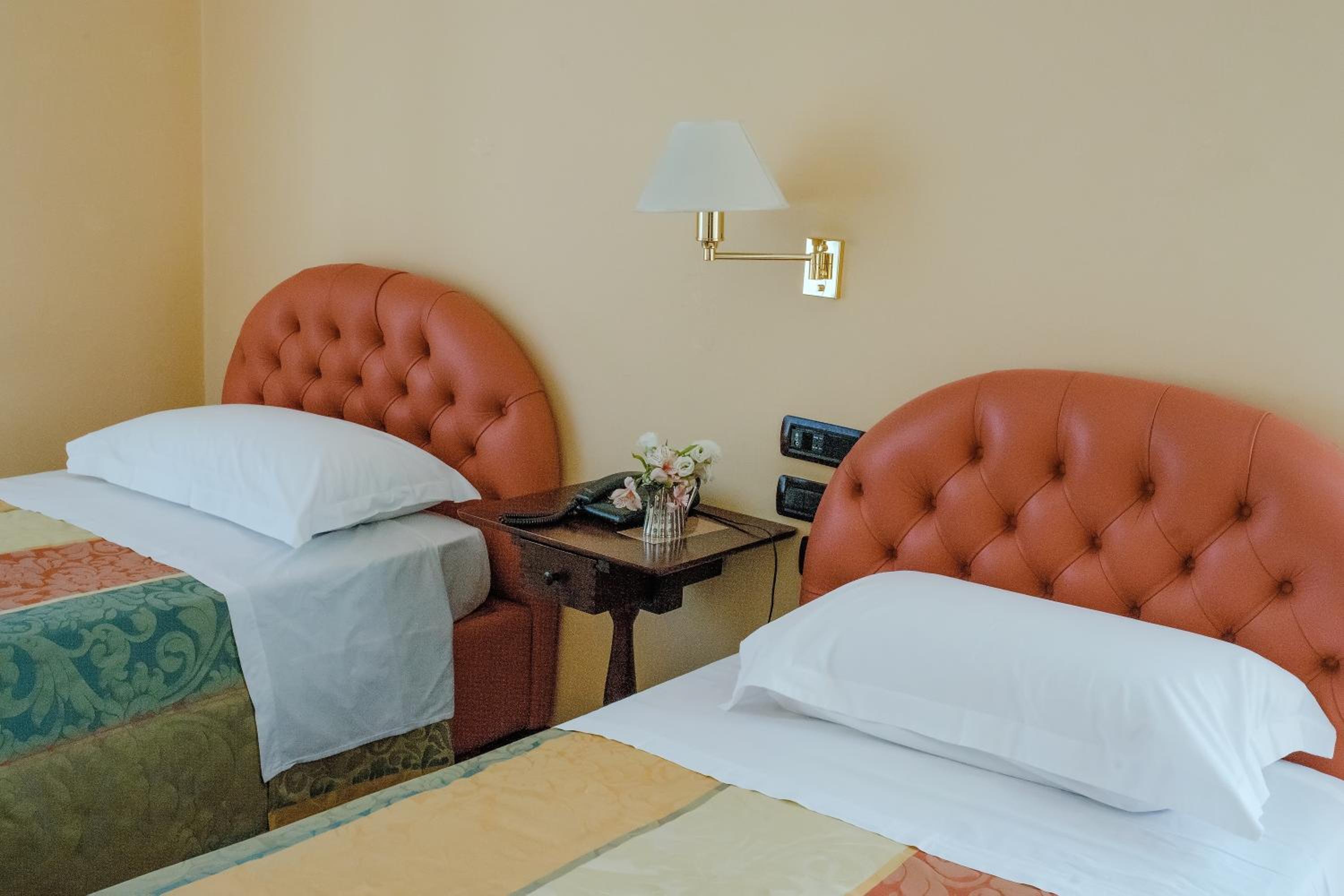 Classic Double Room - Photo 1