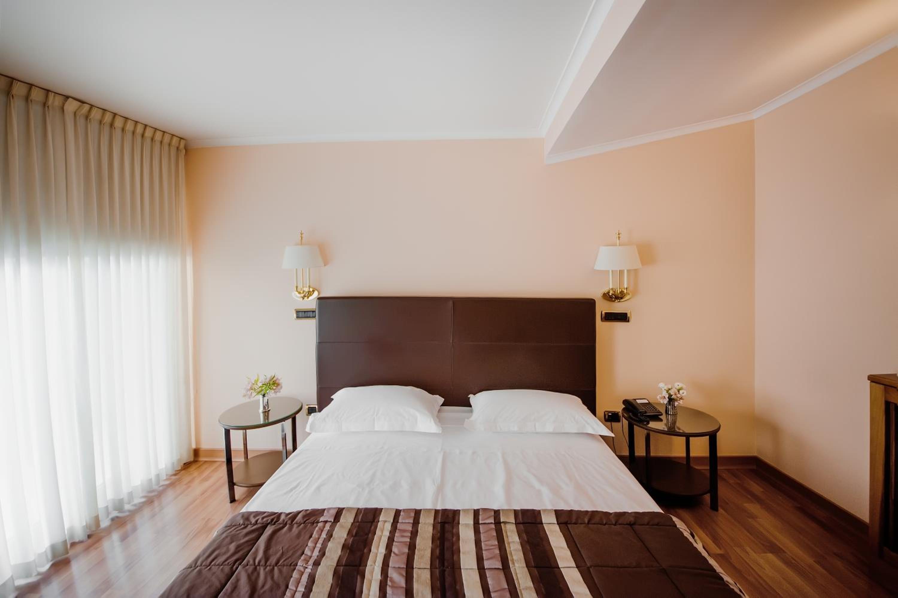 Superior Double Room - Photo 2