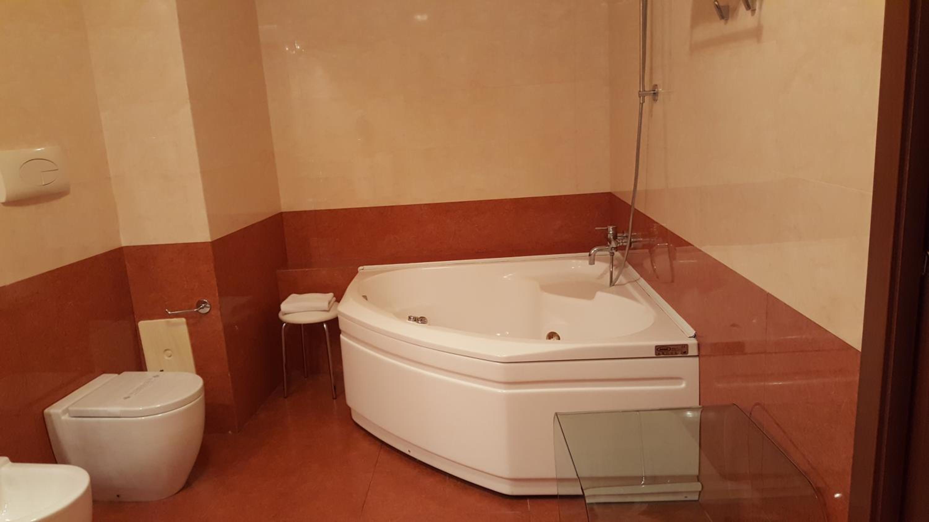 Premium Double Room - Photo 5