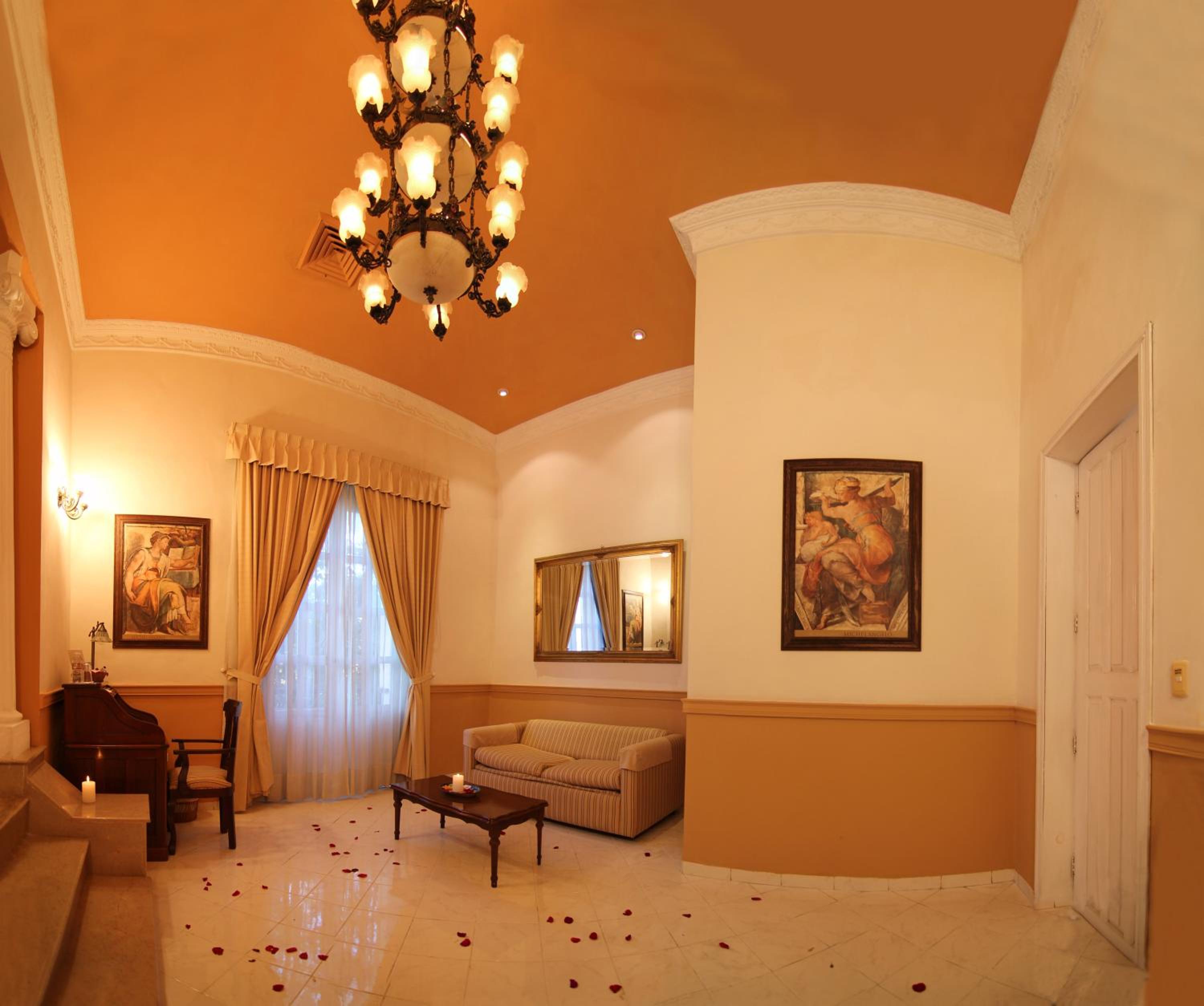 Master Suite with One King Bed & Spa Bath - Garden View - Photo 8