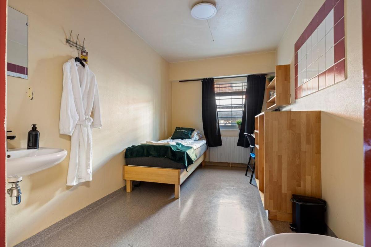 Budget Single Room