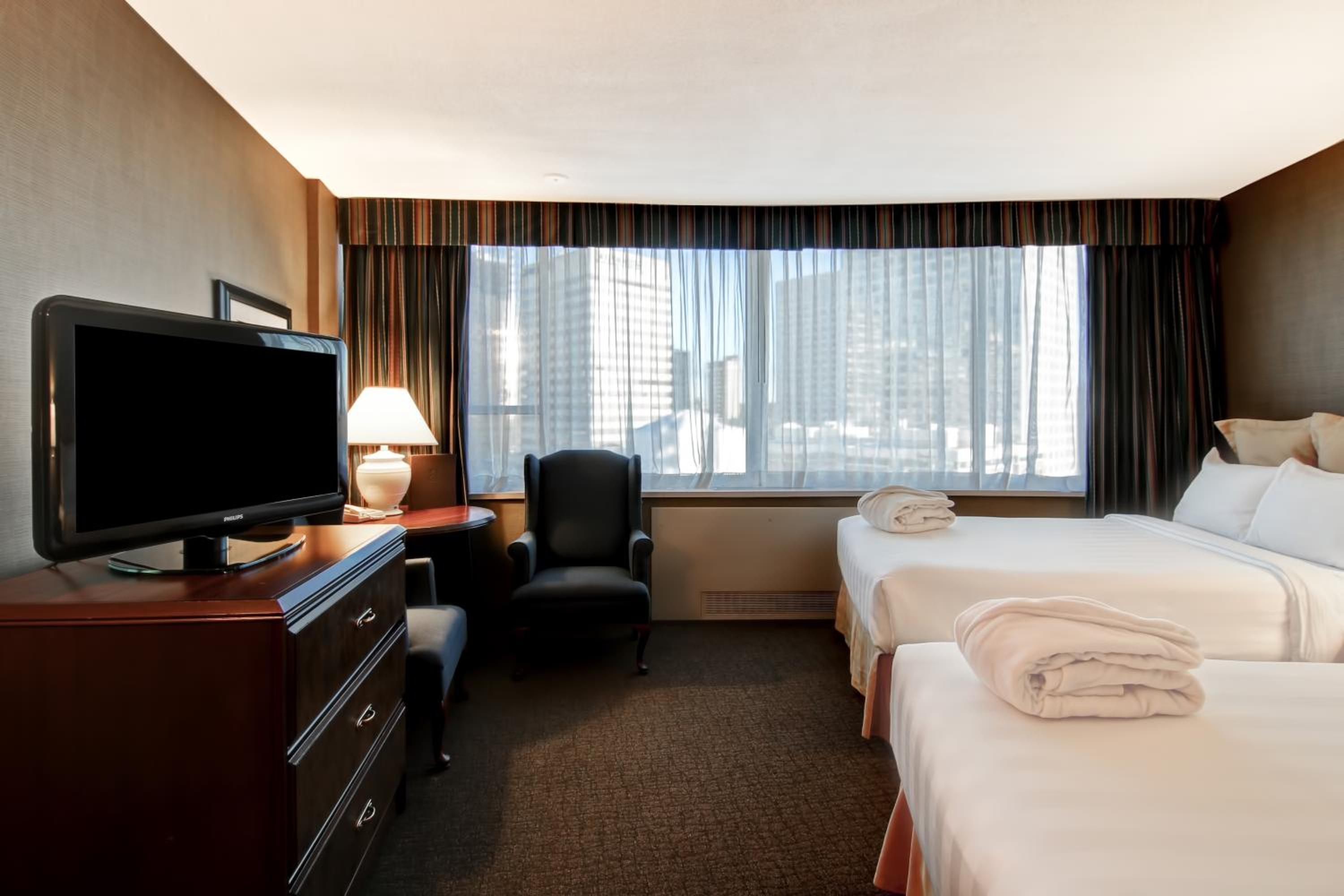 Double Room with Two Double Beds - Photo 1