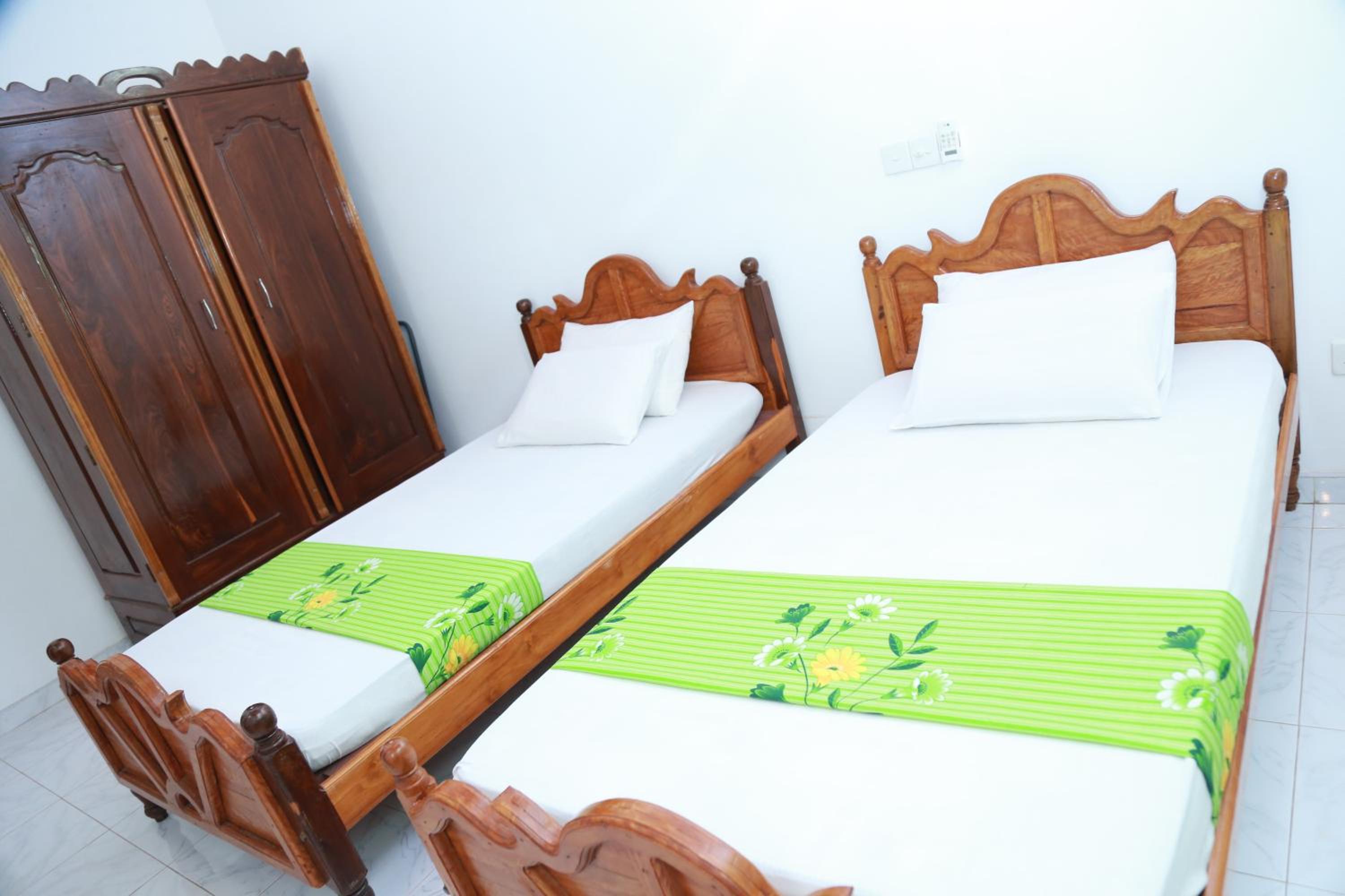 Standard Double Room with Fan photo 2