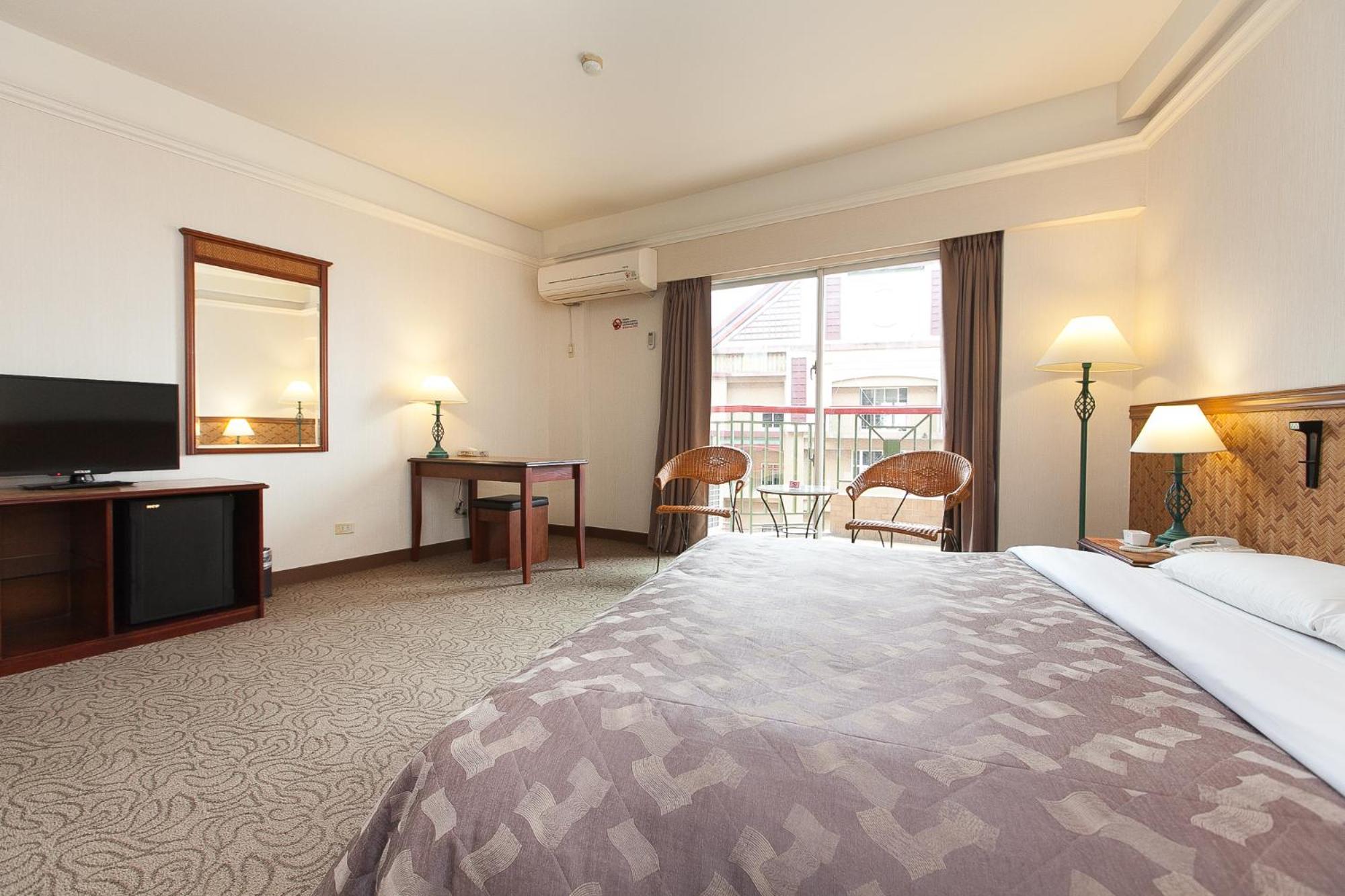 Deluxe Double Room With Balcony photo 2