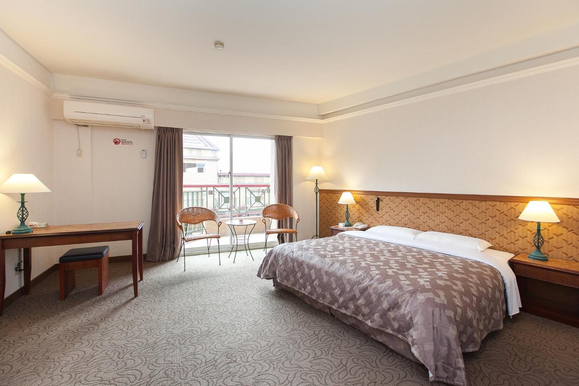 Deluxe Double Room With Balcony photo 1