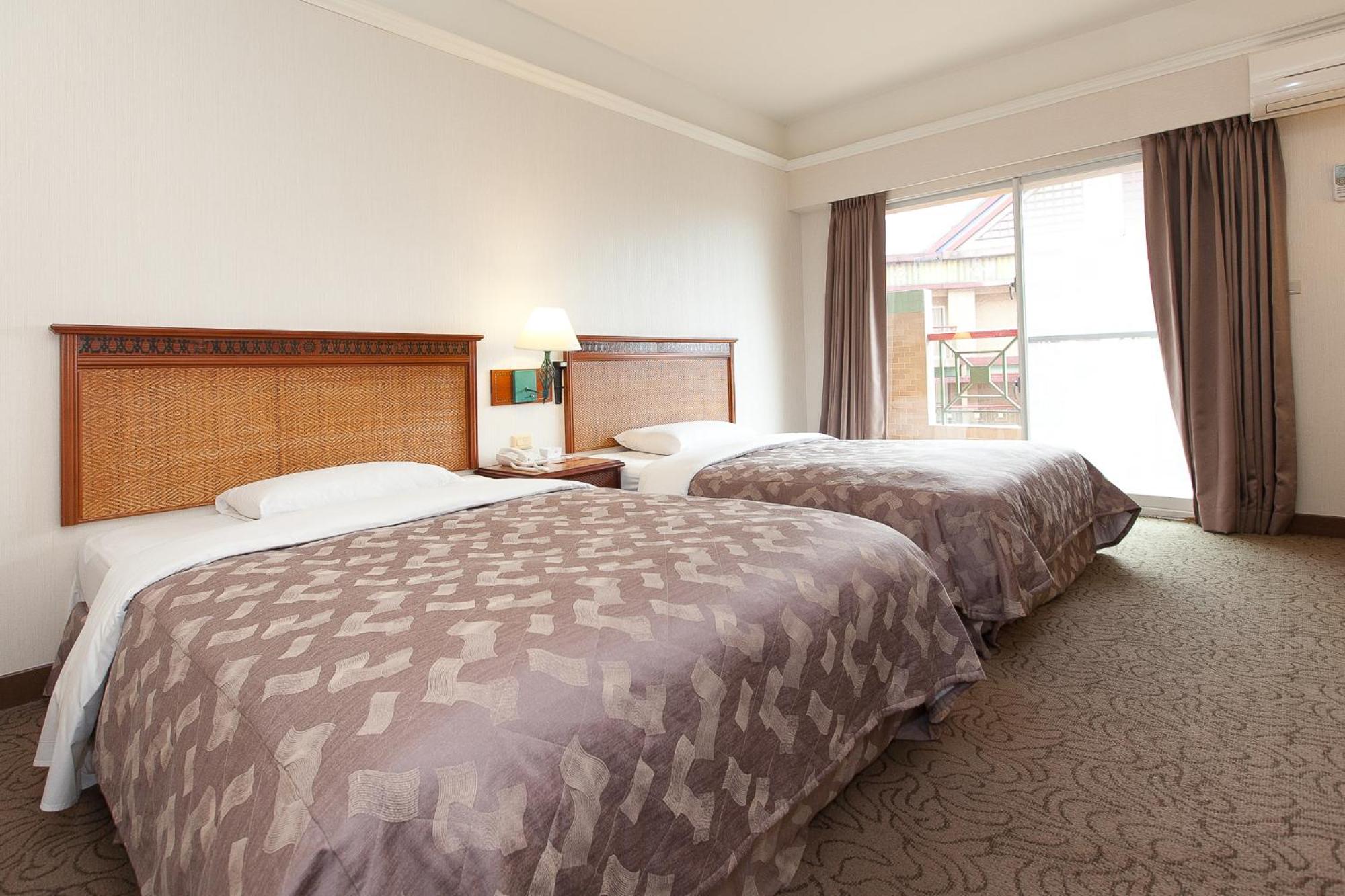 Deluxe Double Or Twin Room photo 1