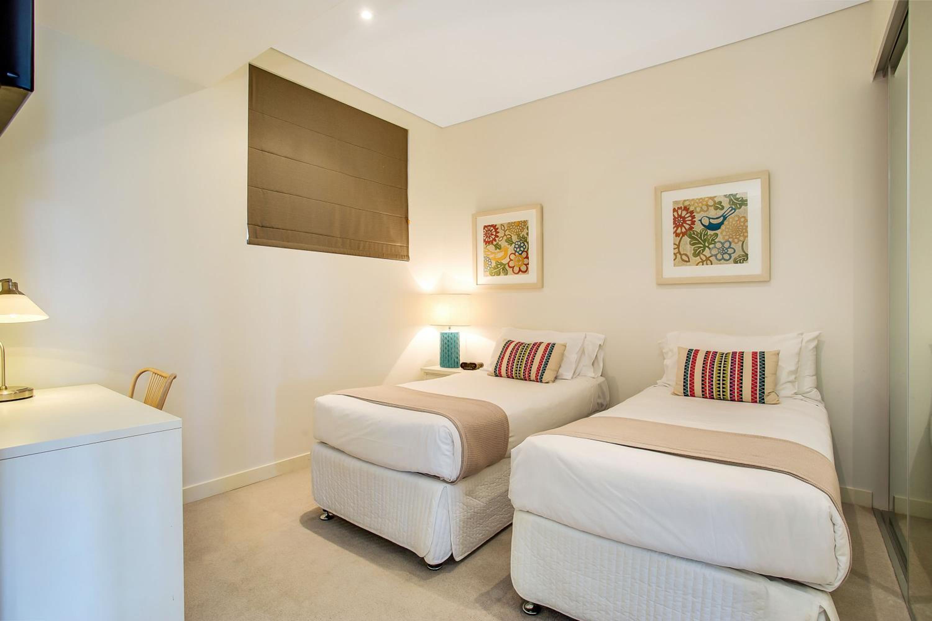 Three-Bedroom Bale Apartment - Photo 8