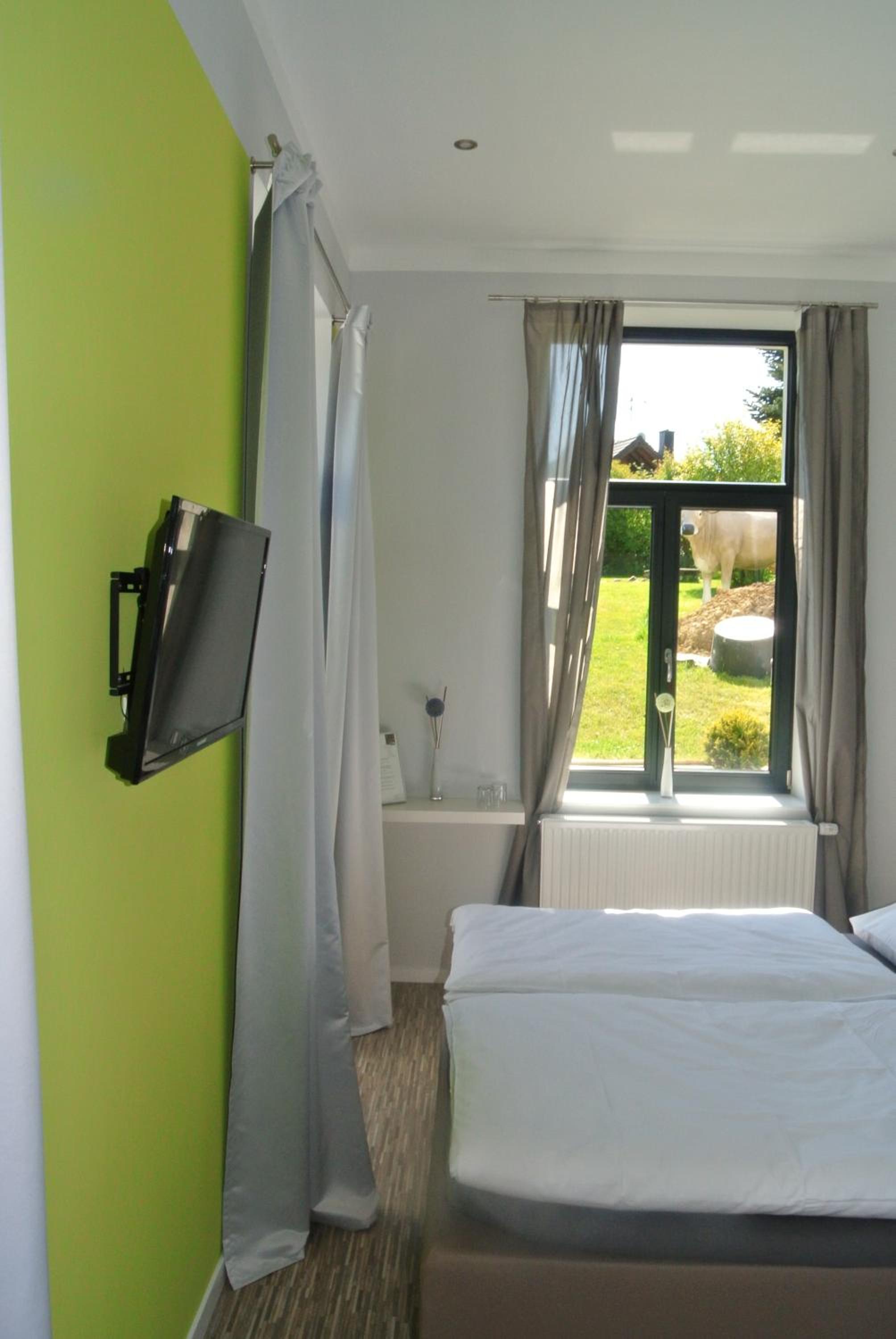Single Room with Shower photo 1