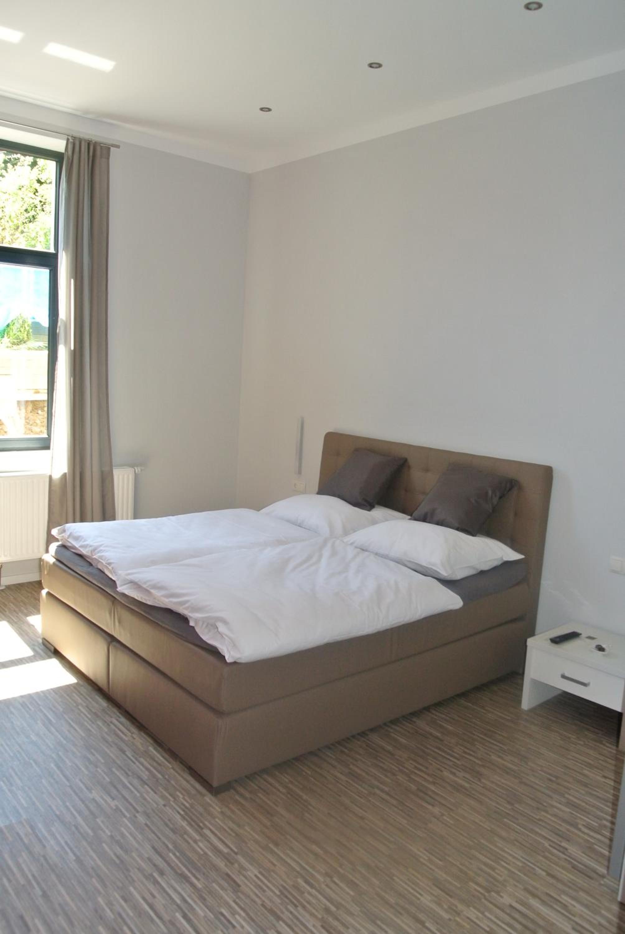 Deluxe Double Room with Shower - Photo 1