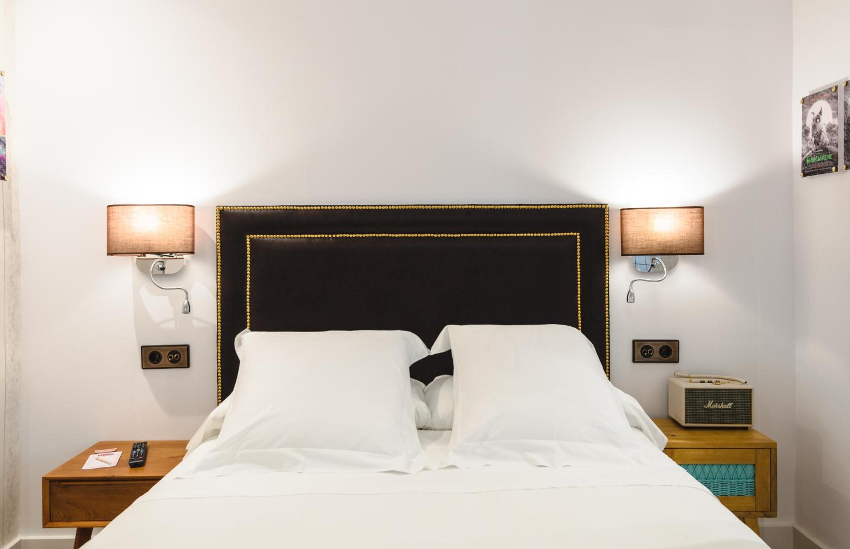 Standard Double or Twin Room - Photo 4