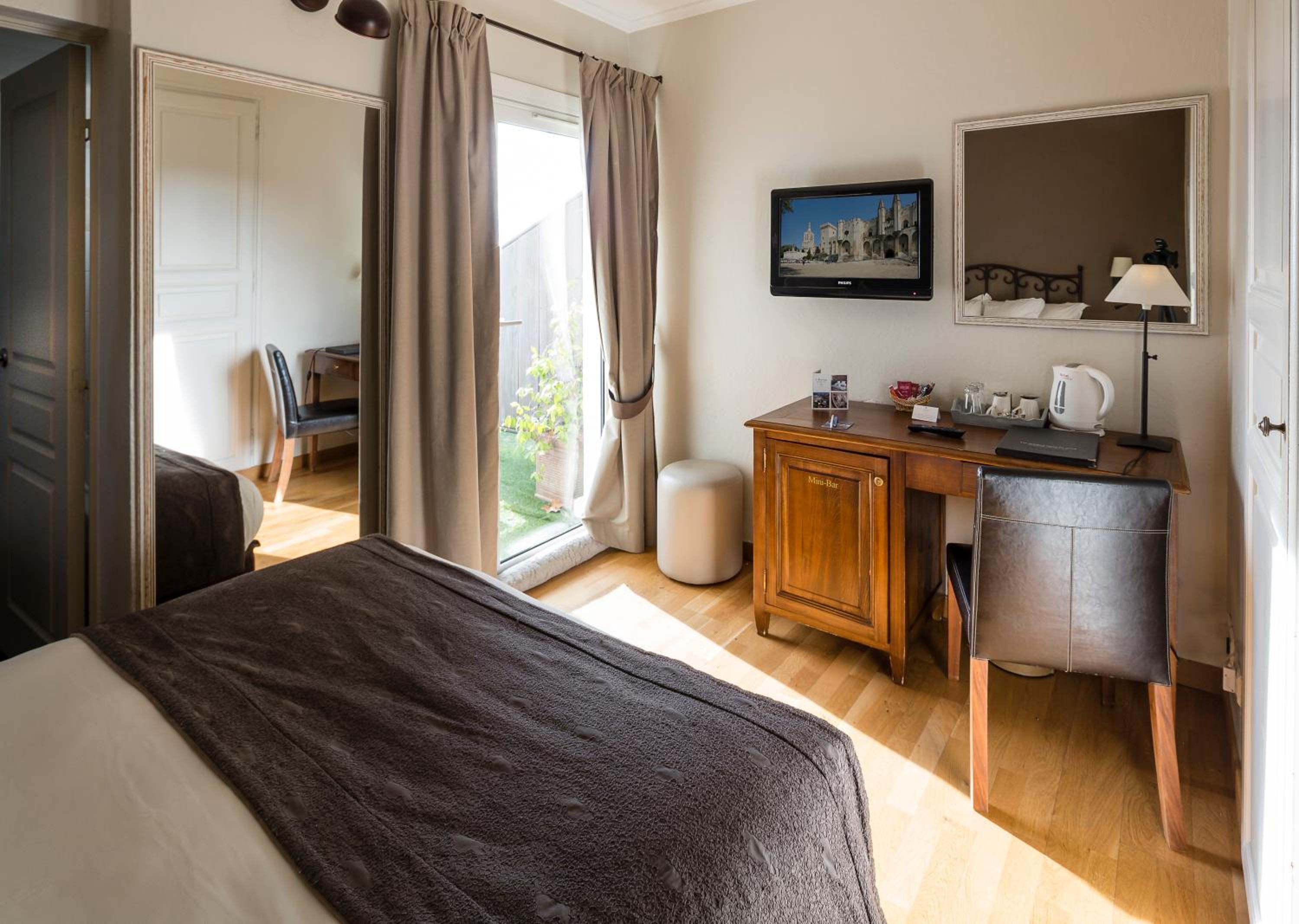 Tradition Single Room With Terrace