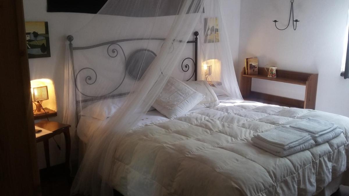 Double Room with Bathroom photo 1
