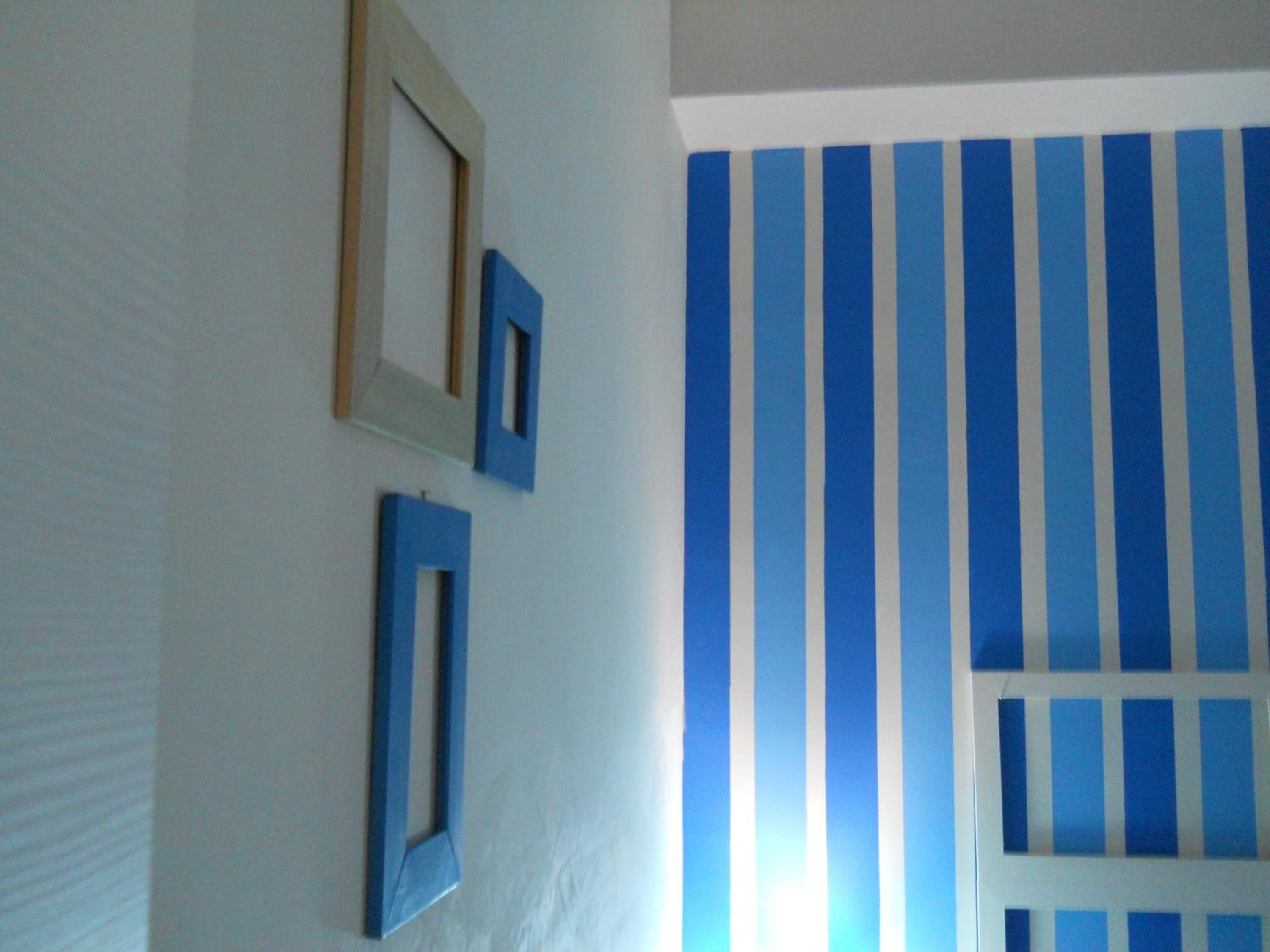 Quadruple Room with Private Bathroom photo 3