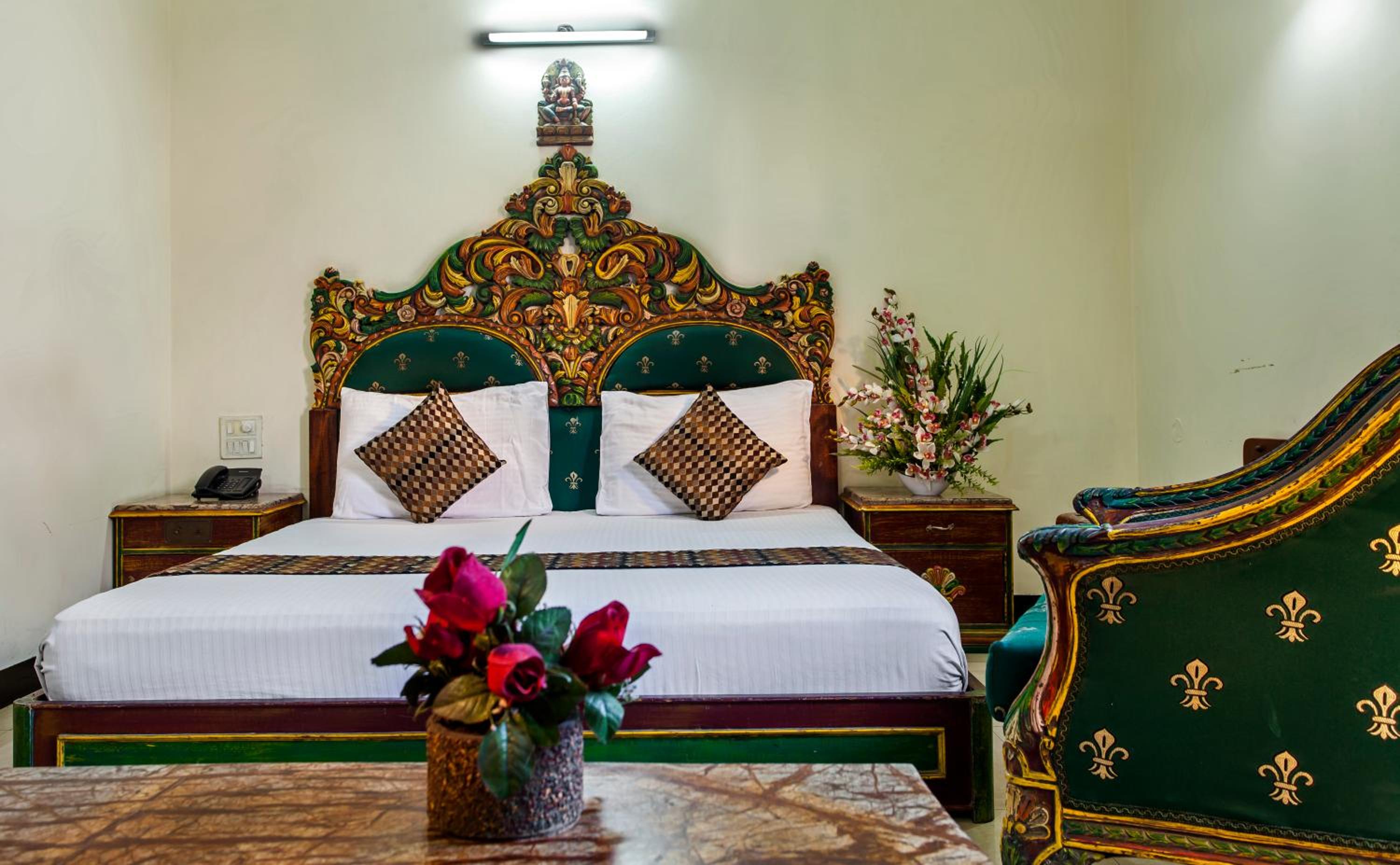 Deluxe Room - Photo 1
