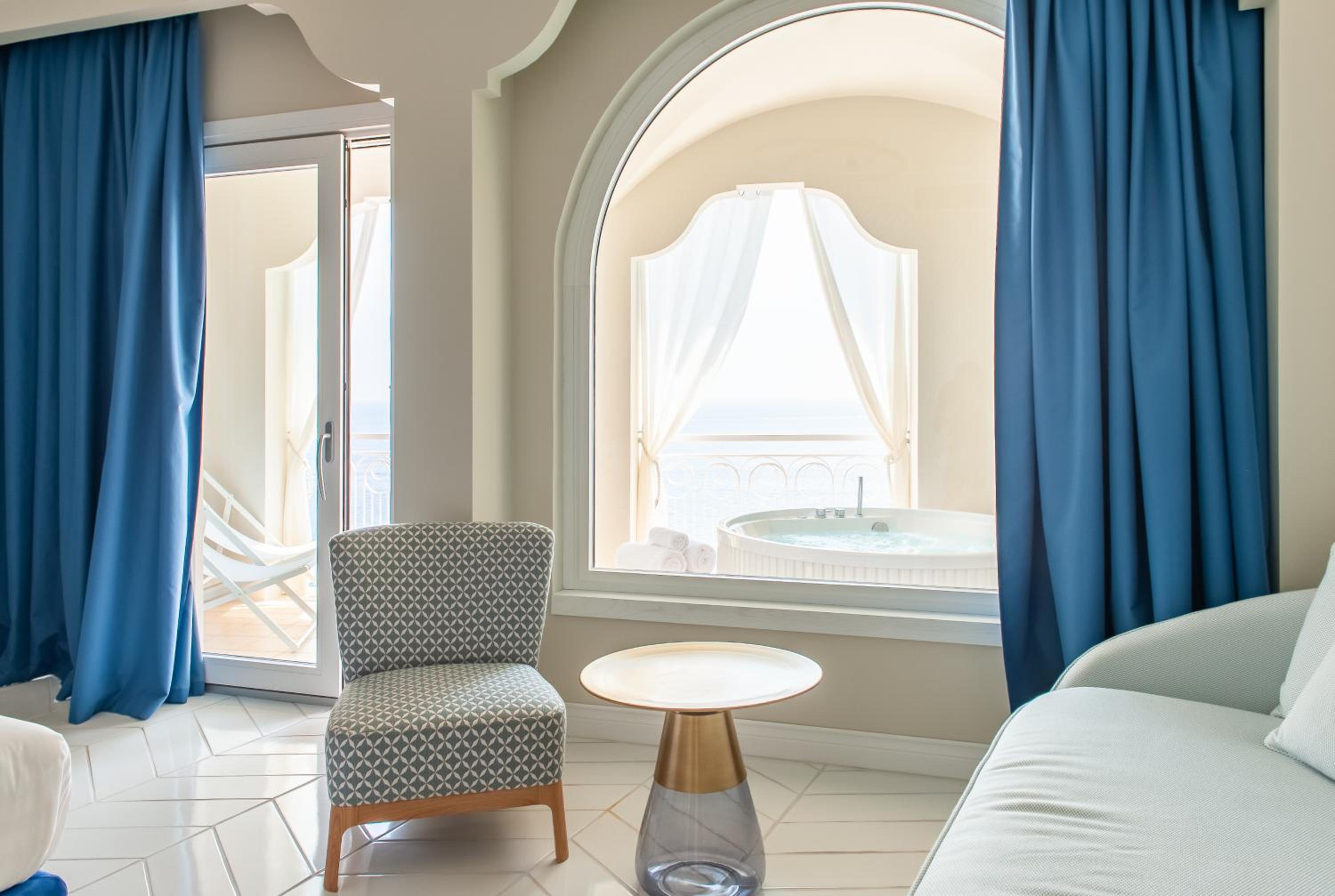 Deluxe Junior Suite