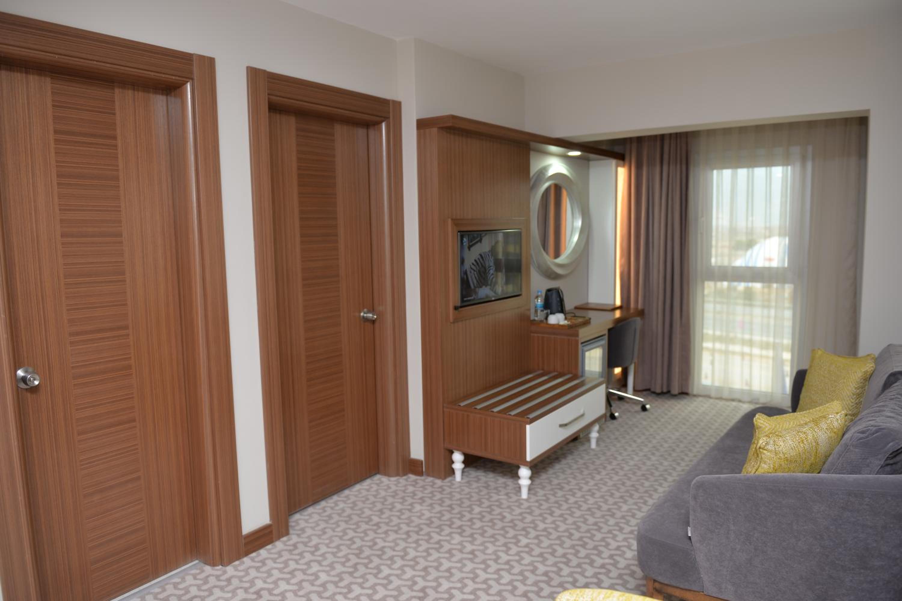Deluxe Double Studio - Photo 1
