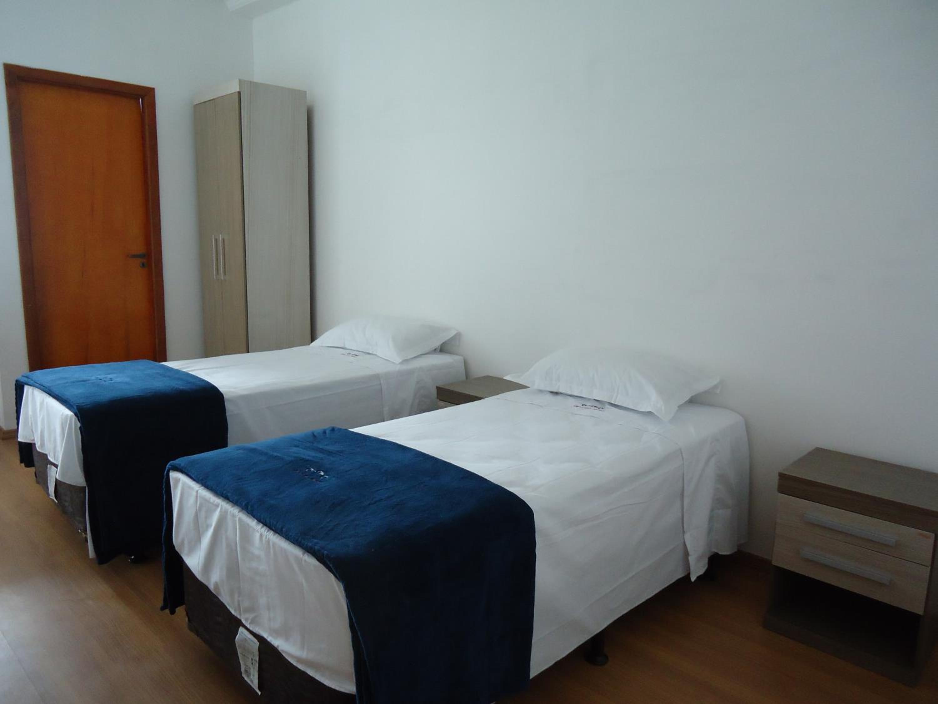 Standard Twin Room photo 3