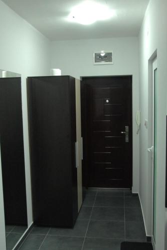 One-Bedroom Apartment - Annex photo 3