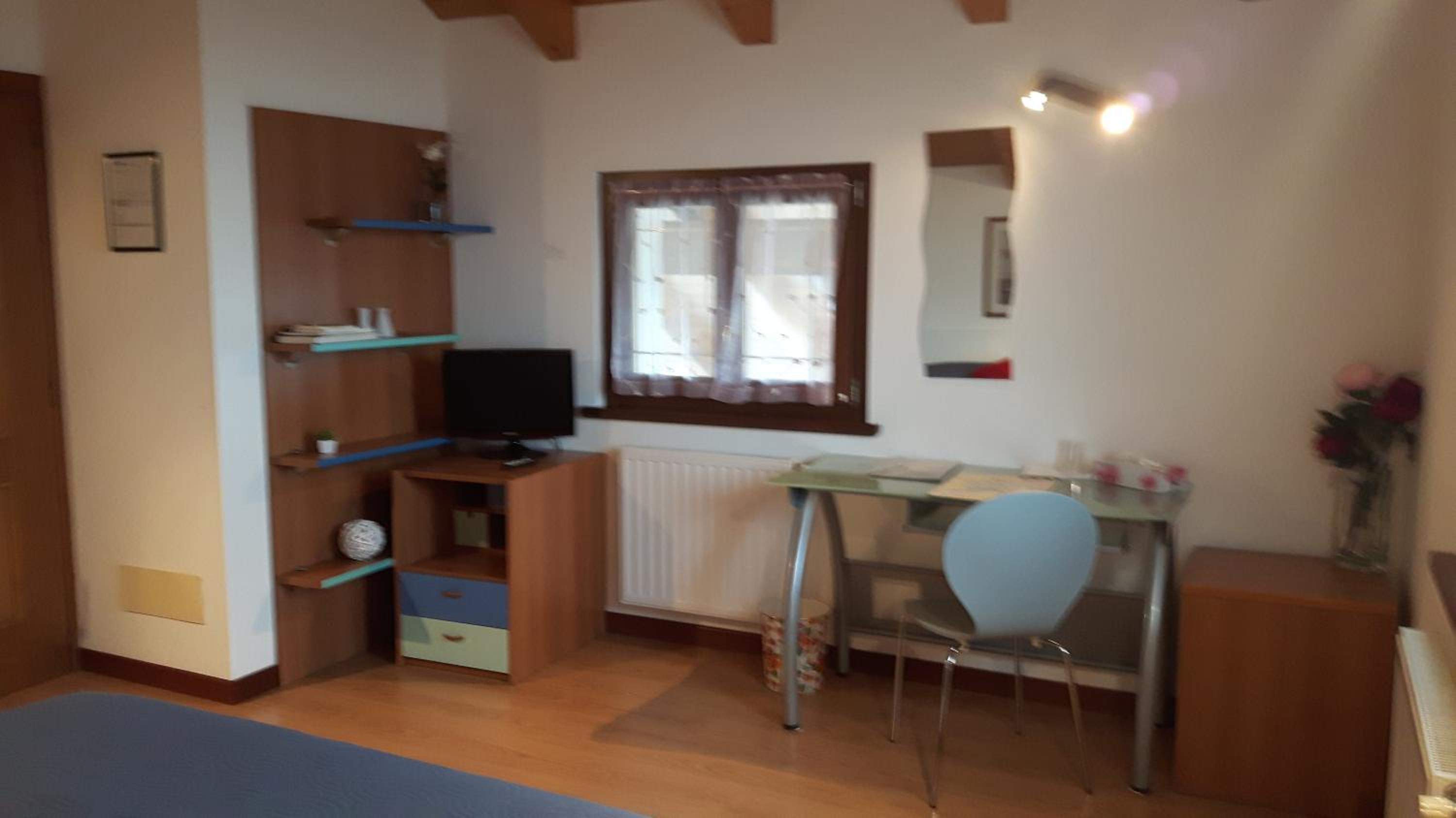 Double Room With Private Bathroom photo 2