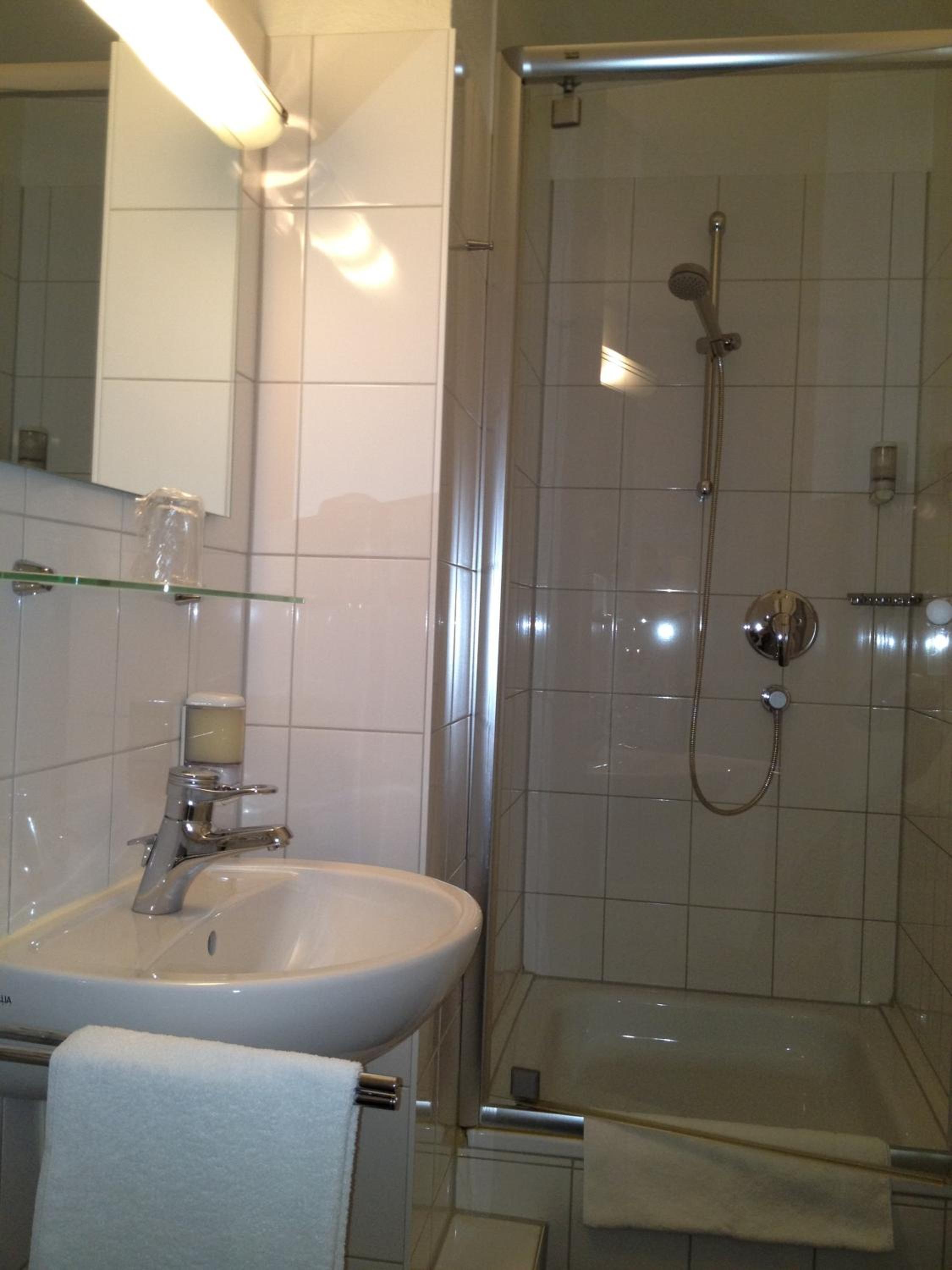 Single Room photo 2