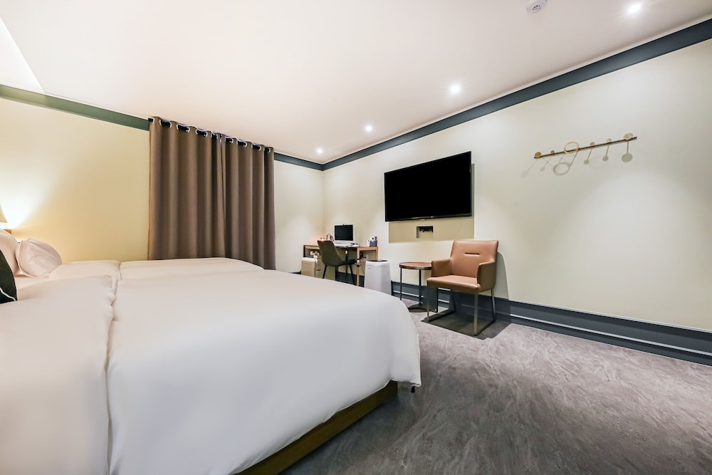 Deluxe Twin Room - Photo 5