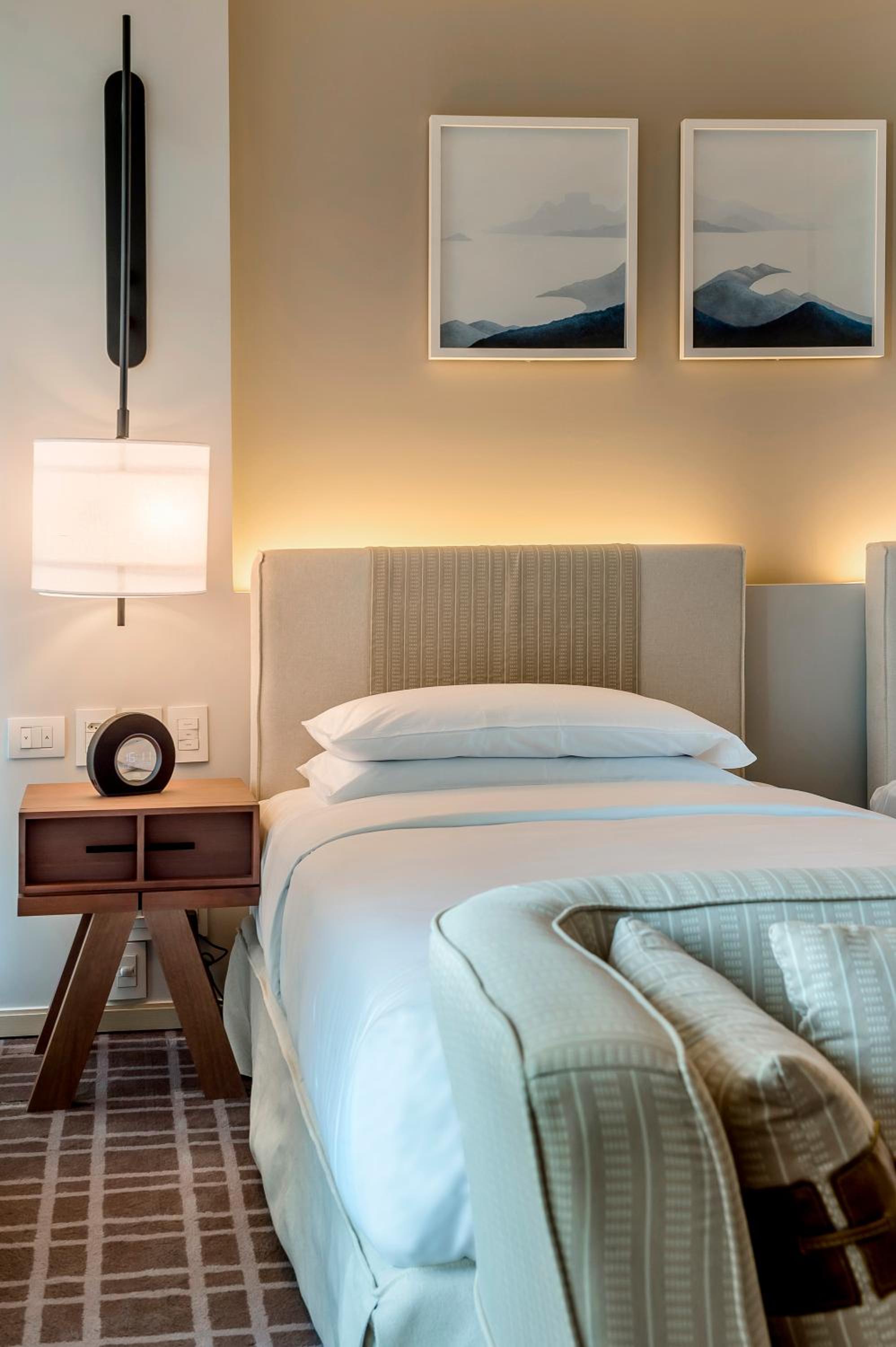 Twin Room - Oceanfront