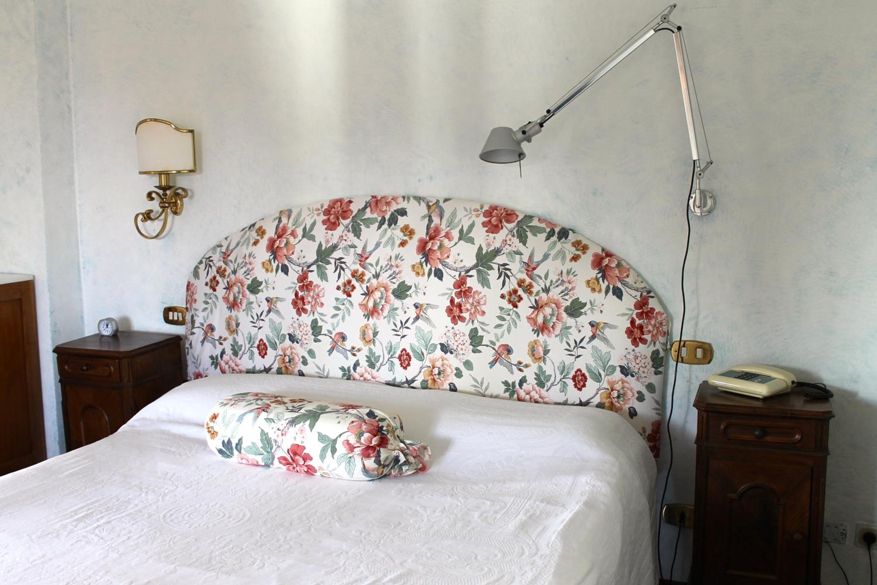 Deluxe Double Room with Sea View photo 2