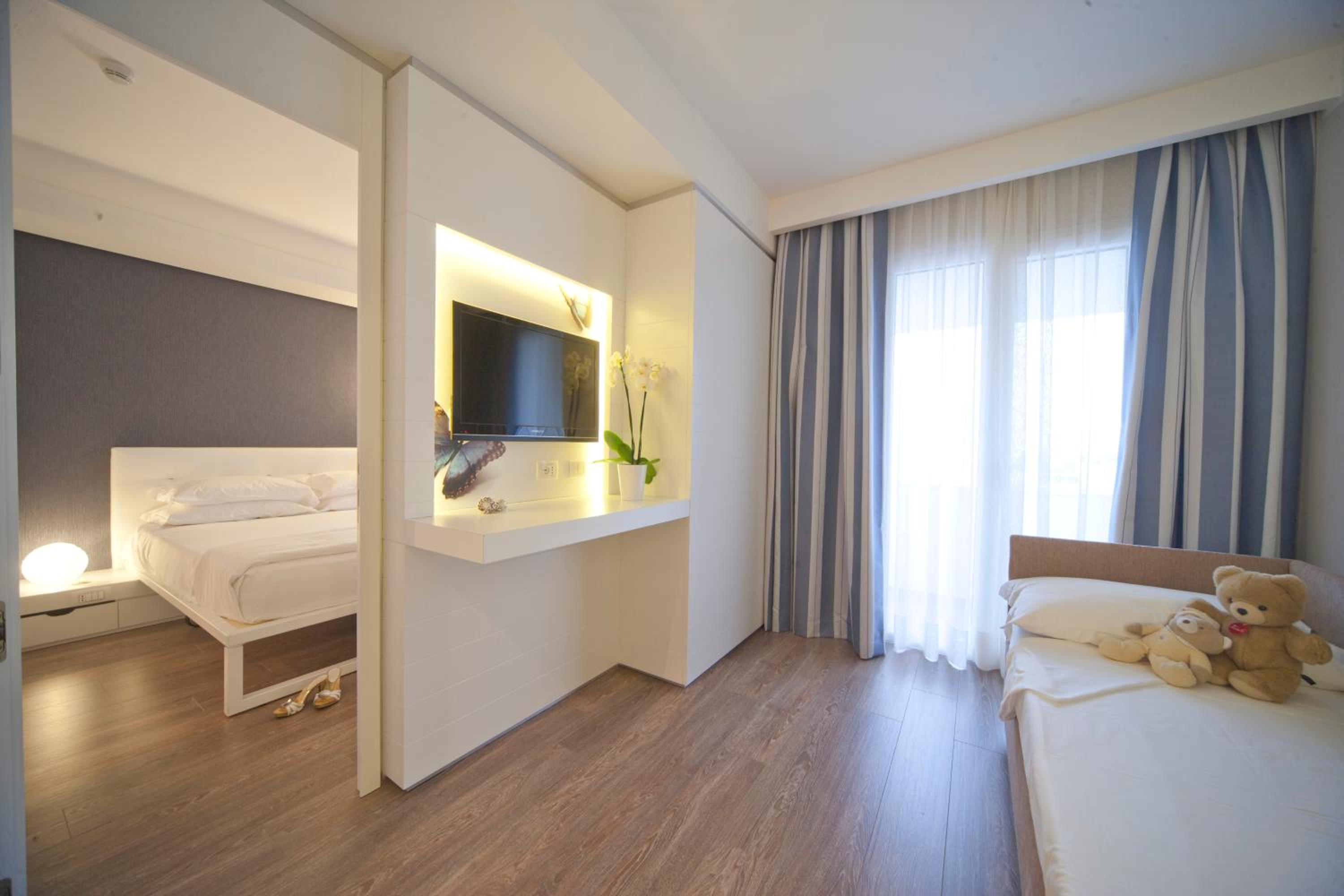 Suite with Balcony - Photo 1