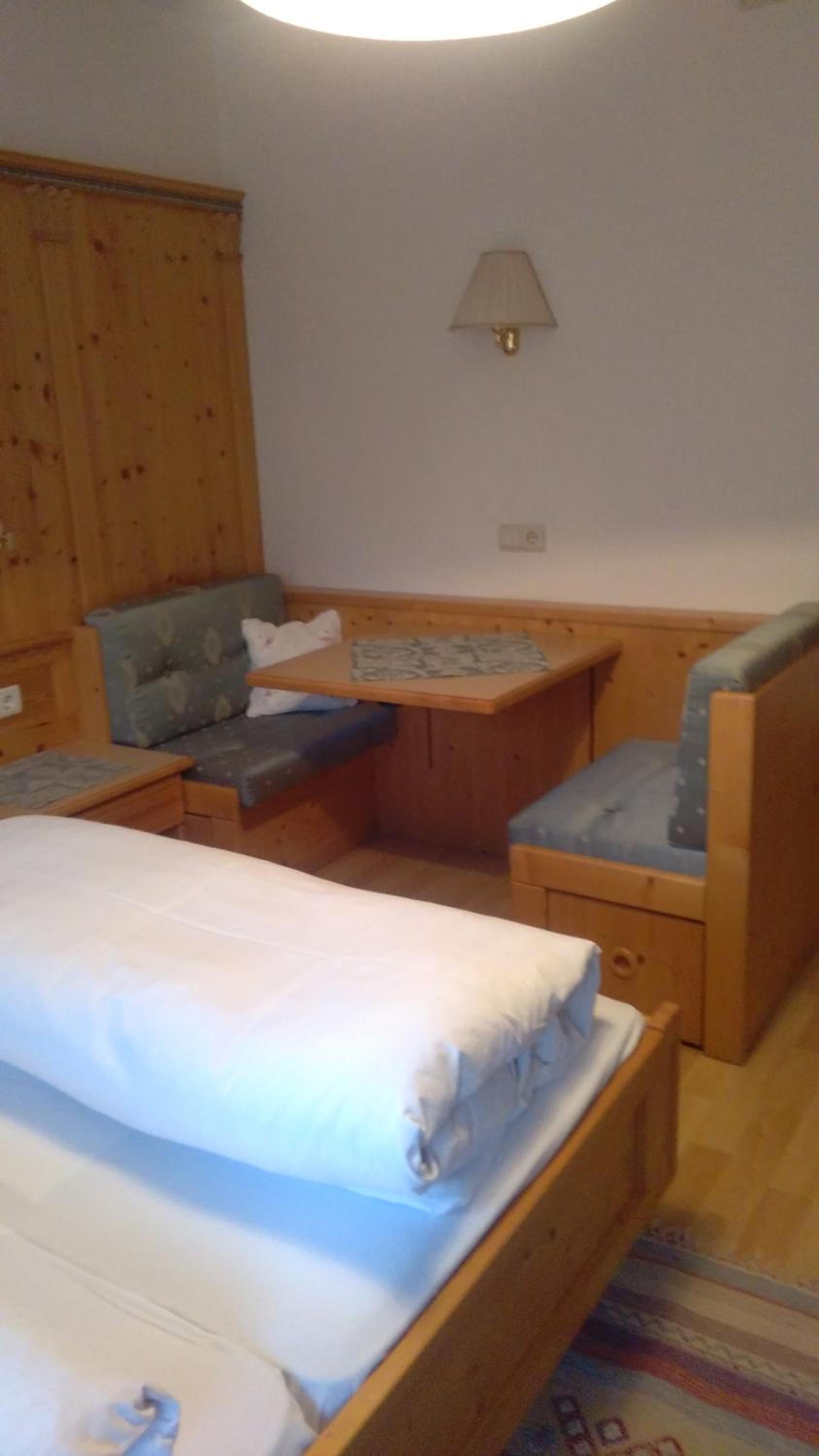 Quadruple Room with Balcony photo 2