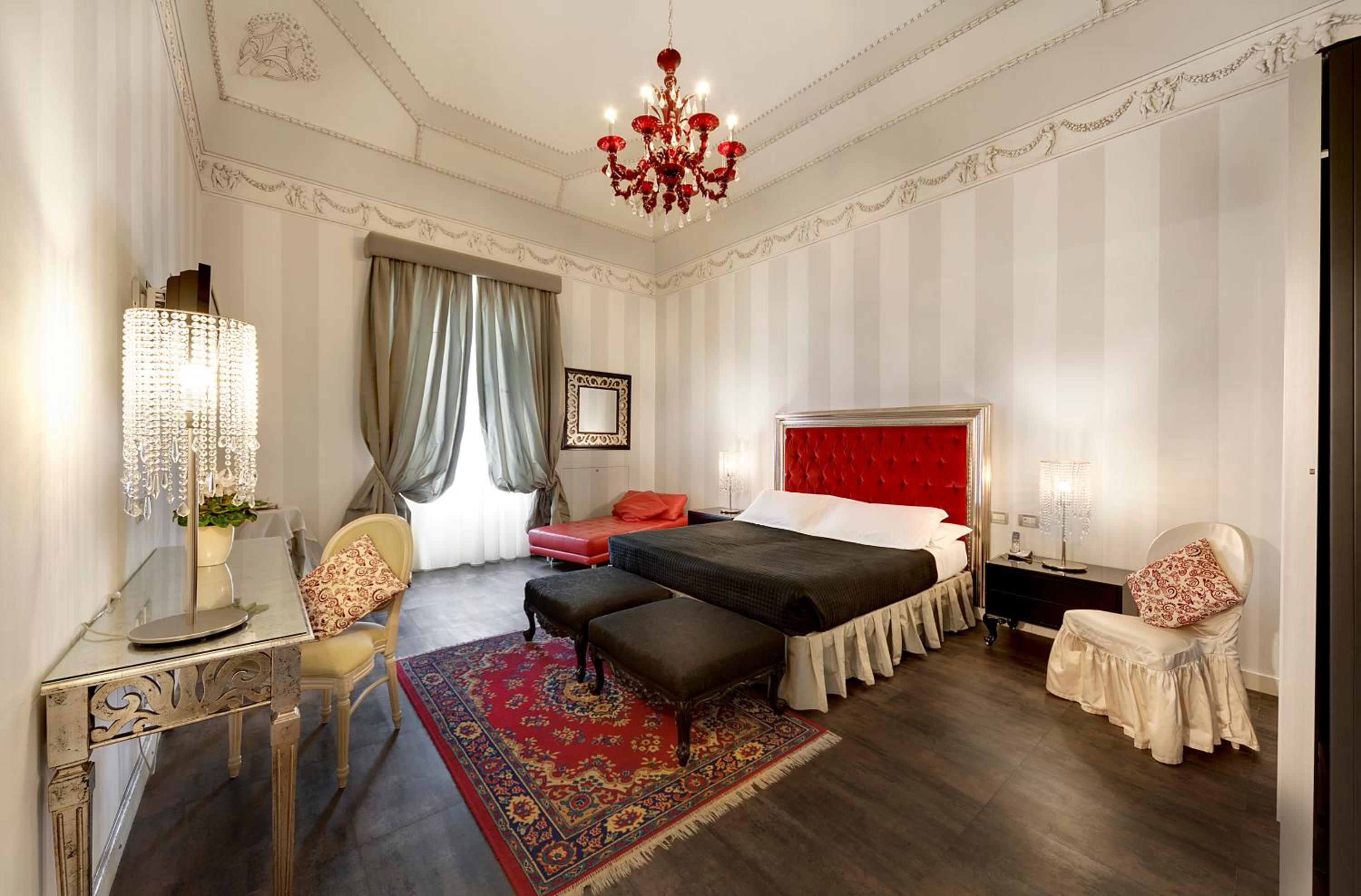 Junior Suite - Photo 1