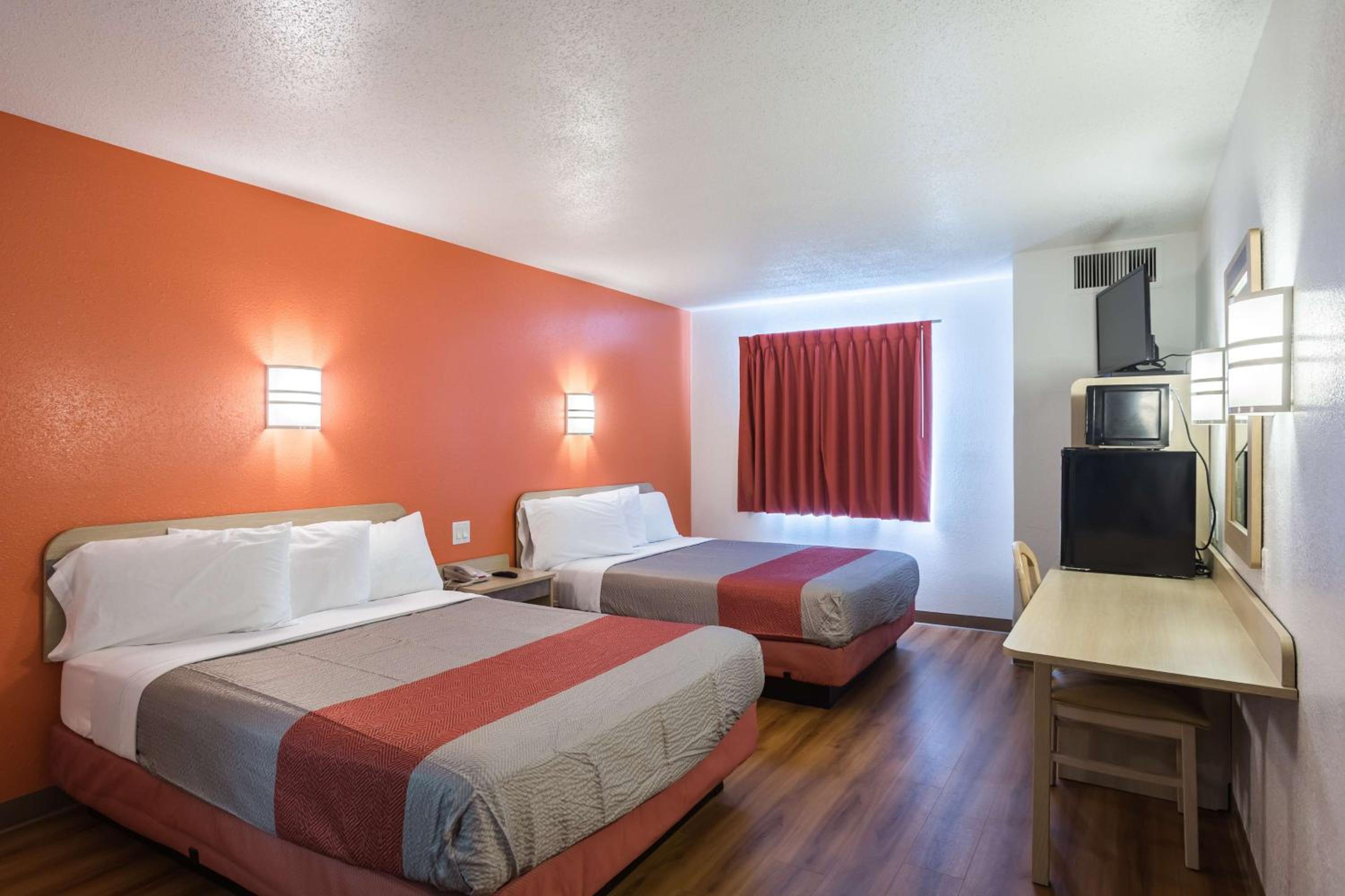 Queen Room with Two Queen Beds - Disability Access - Roll In Shower photo 1
