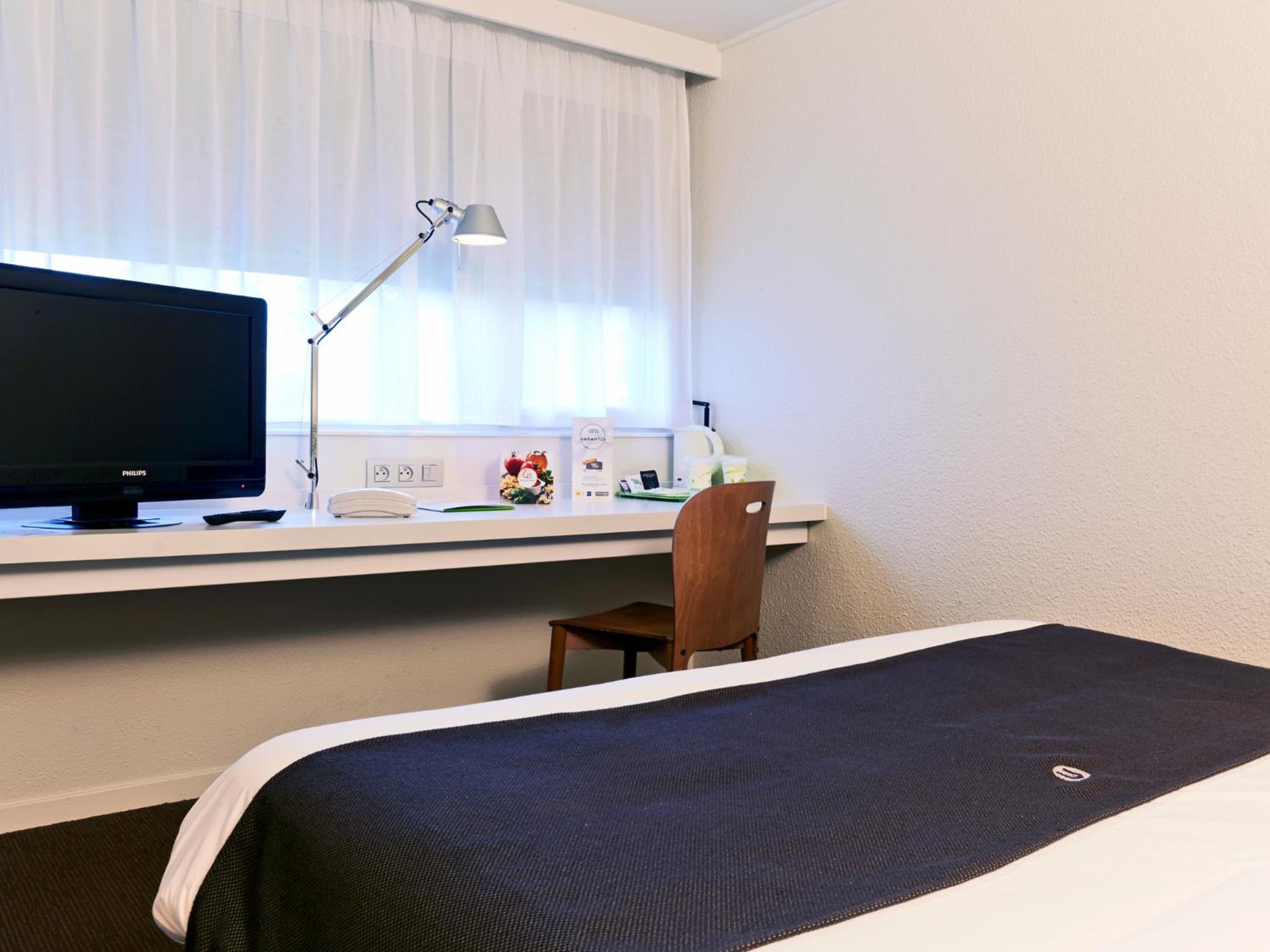 Standard Double Room - Photo 1