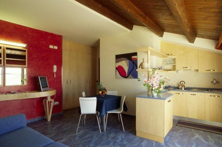 Two-Bedroom Apartment with Terrace photo 3