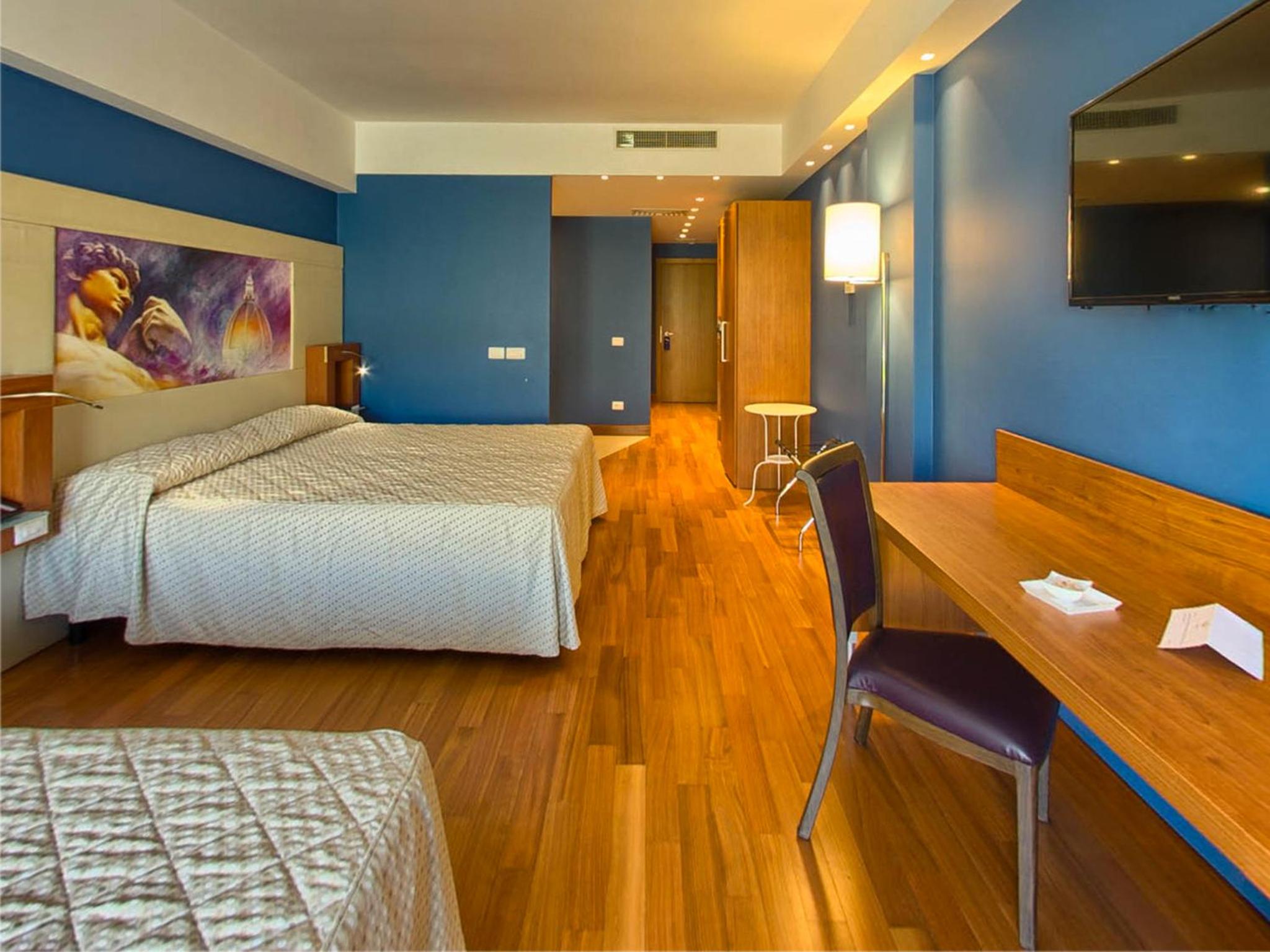 Superior Double or Twin Room with Airport Transfer photo 2