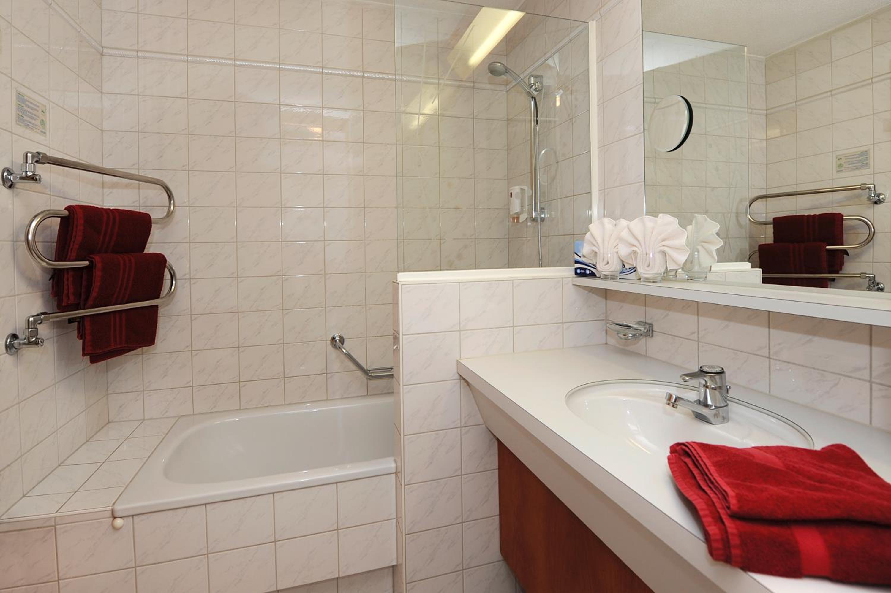 Double Room - South Side photo 2