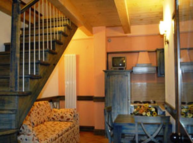 One-Bedroom Apartment (4 Adults) - Photo 5