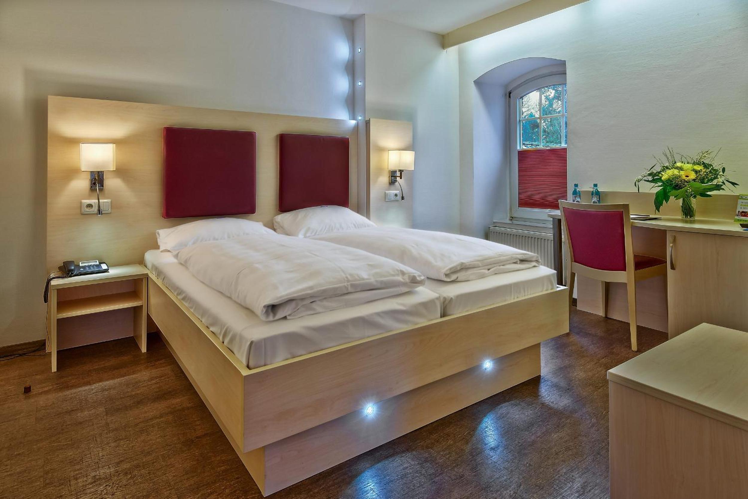 Standard Double Room - Photo 1