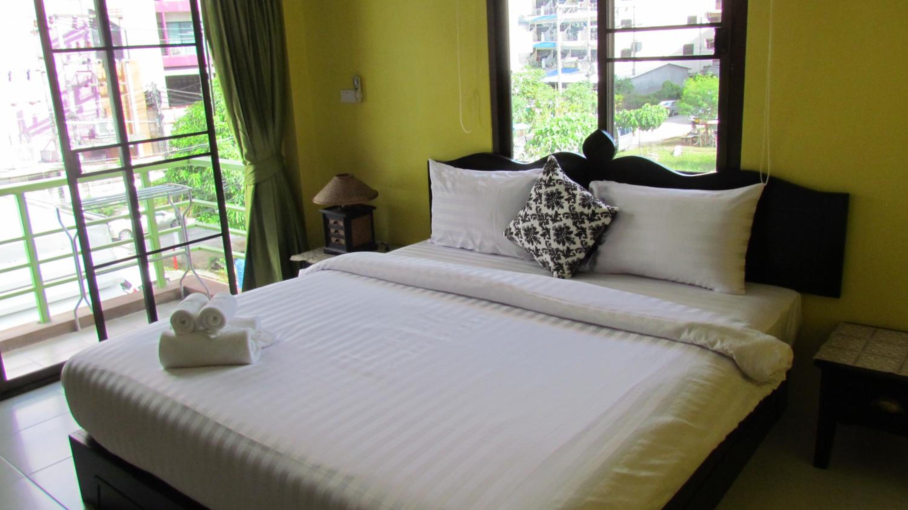 Deluxe Double Room with Balcony