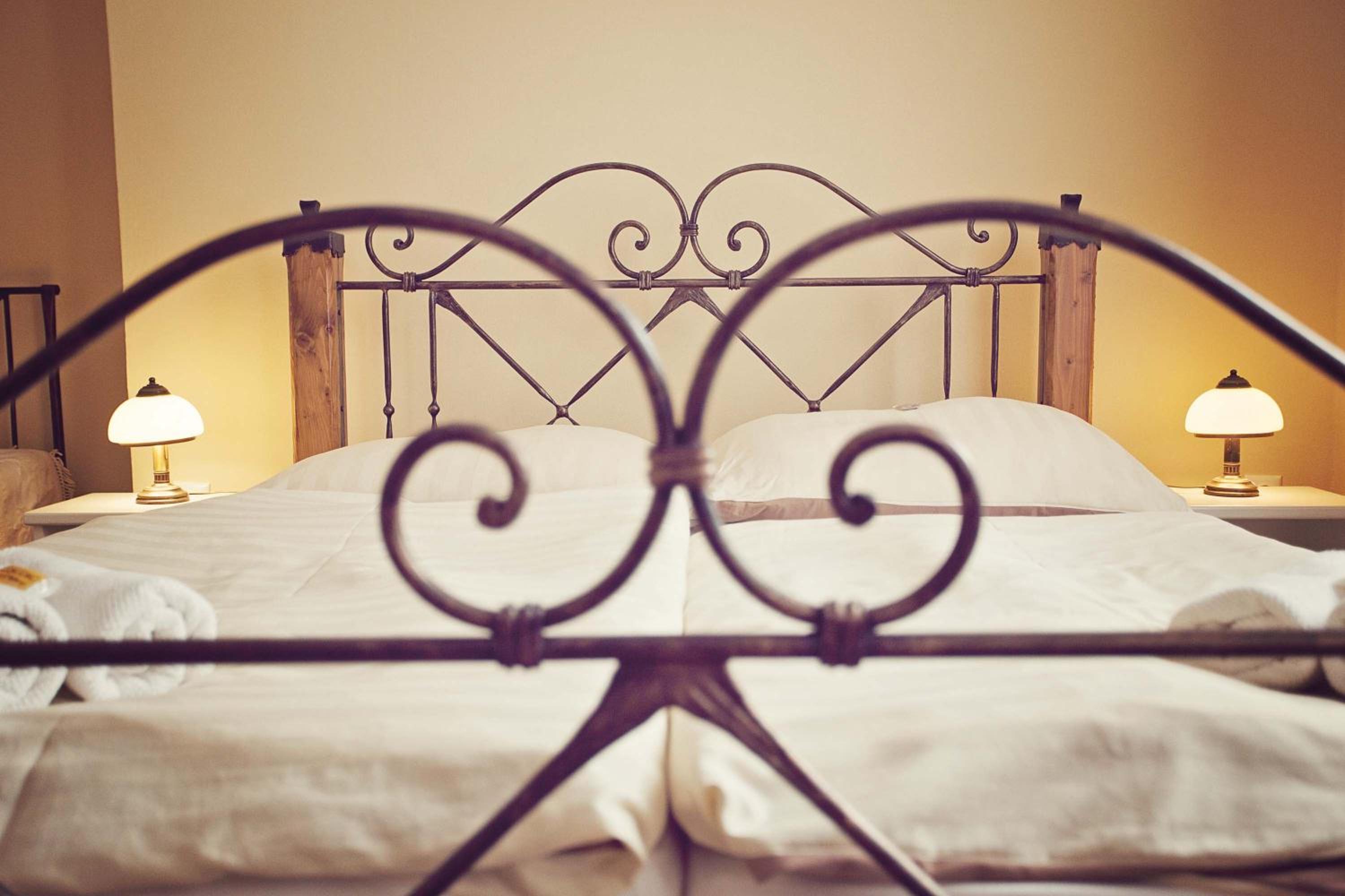 Standard Double Room - Photo 23