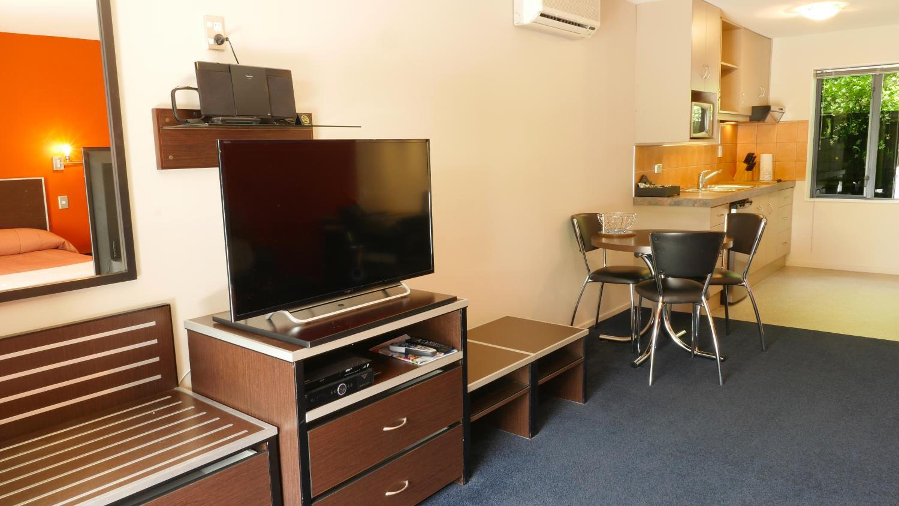 Standard Studio - Photo 1
