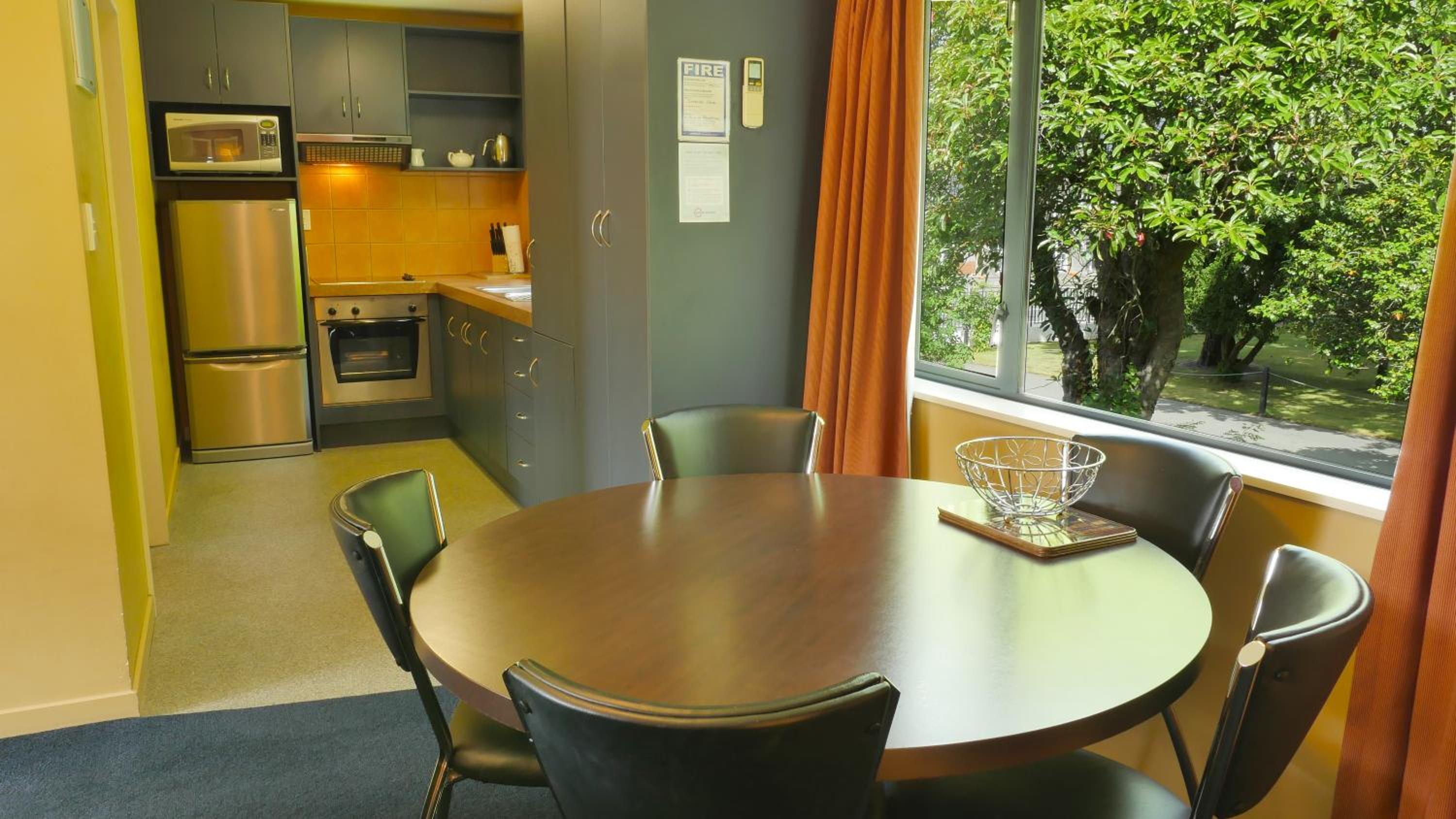 Two-Bedroom Apartment - Photo 4